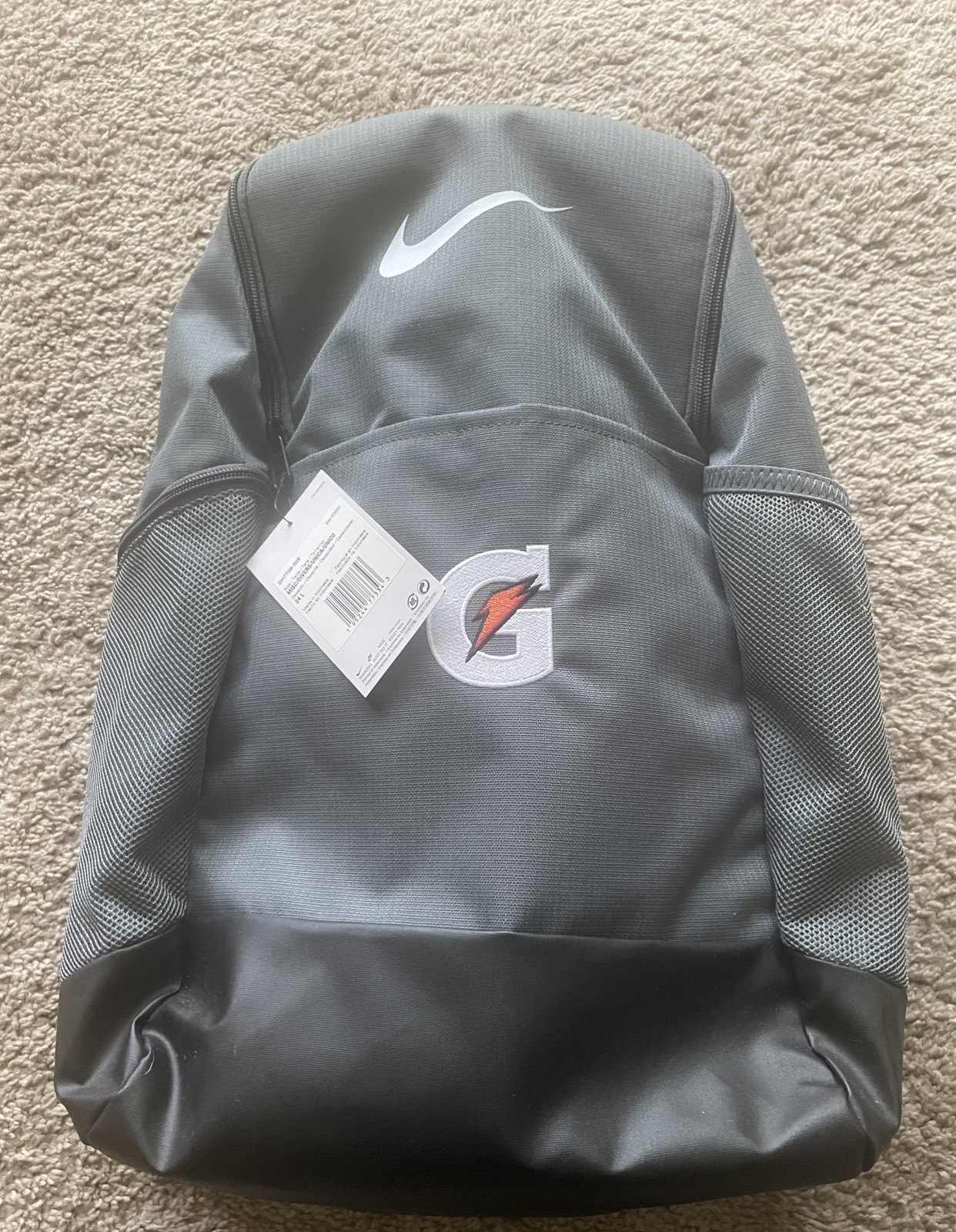 Nike Gatorade Brasilia Training Backpack -24 L Color Grey/Black -New with tags