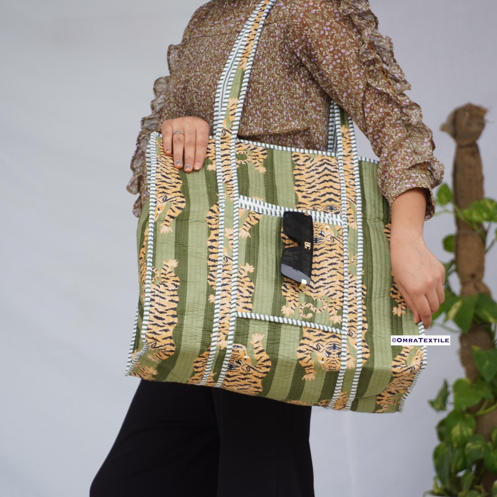 Handmade Cotton Tote Bag Green Tiger Crossbody Bag Cotton Quilted houlder Tote