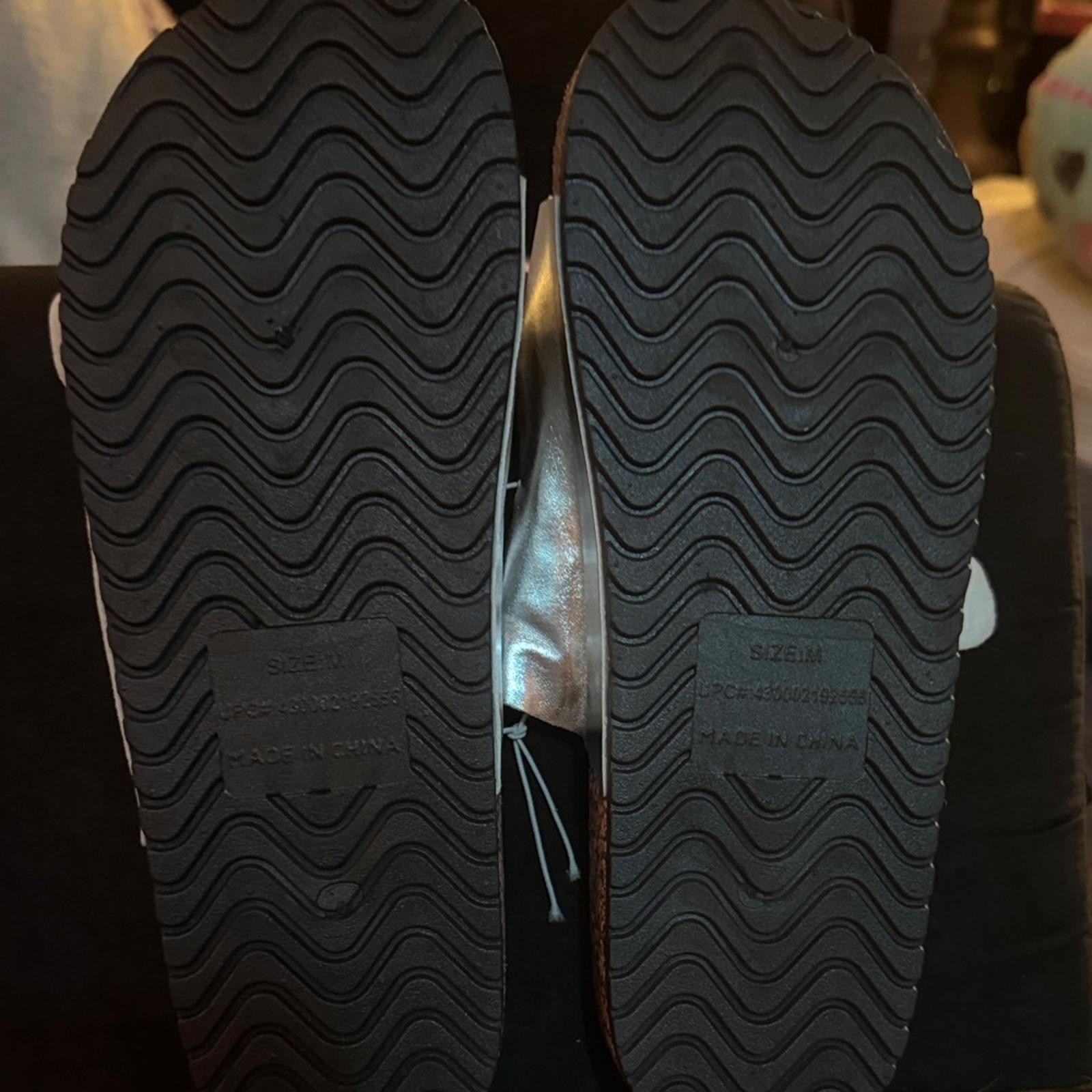 Silver Women’s Sandals (7-8)