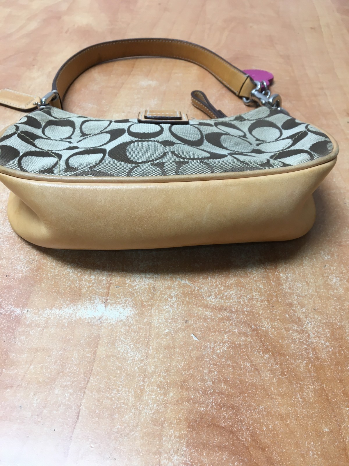 Coach Tan Demi Buckle Small Purse Logo Magnetic H3U-6362