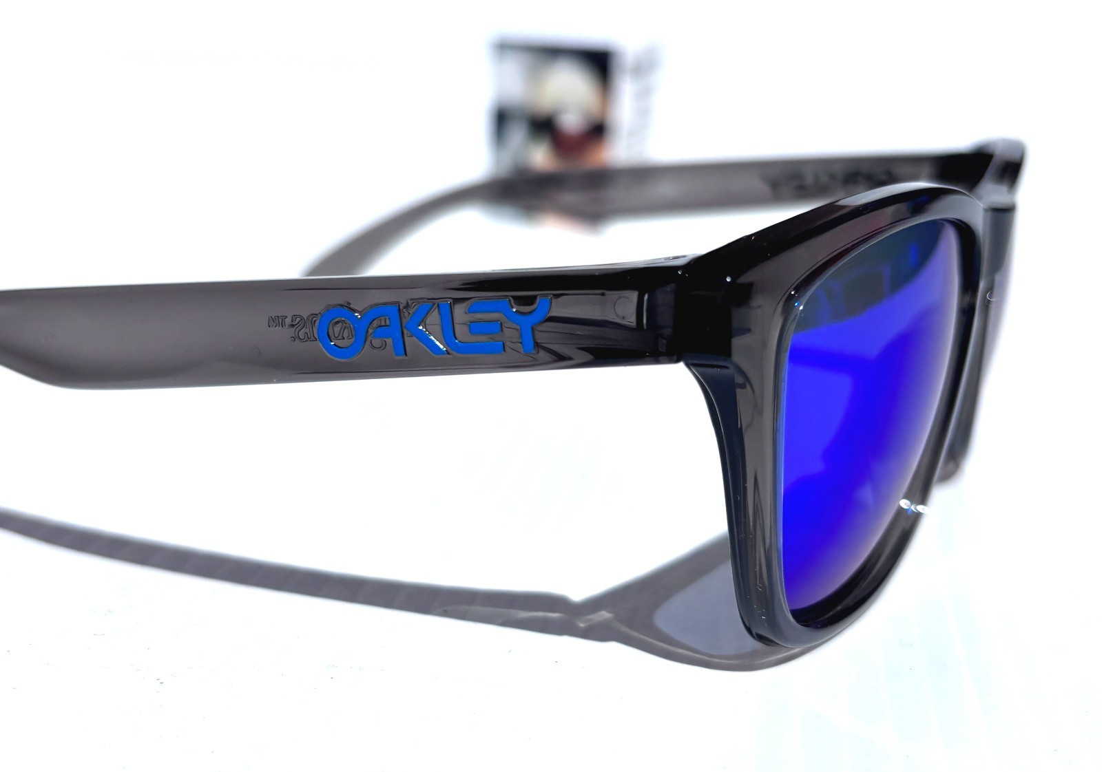 Oakley Frogskins Grey Smoke POLARIZED Galaxy Blue Mirror Lens Sunglass 9245-74