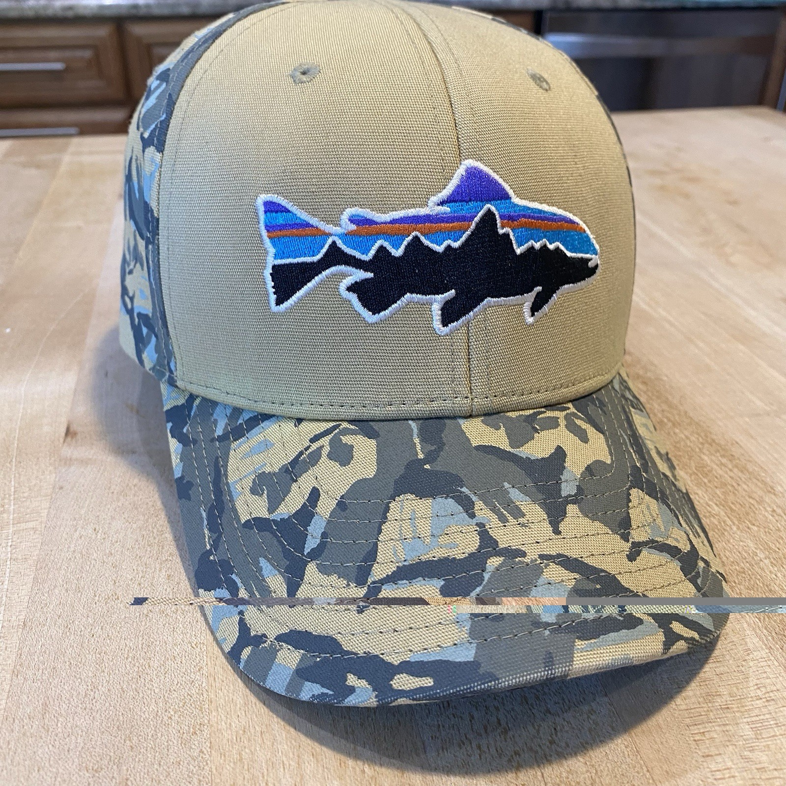 Patagonia Fitz Roy Trout Roger That Hat – Ash Tan/ Forest Khaki Camo