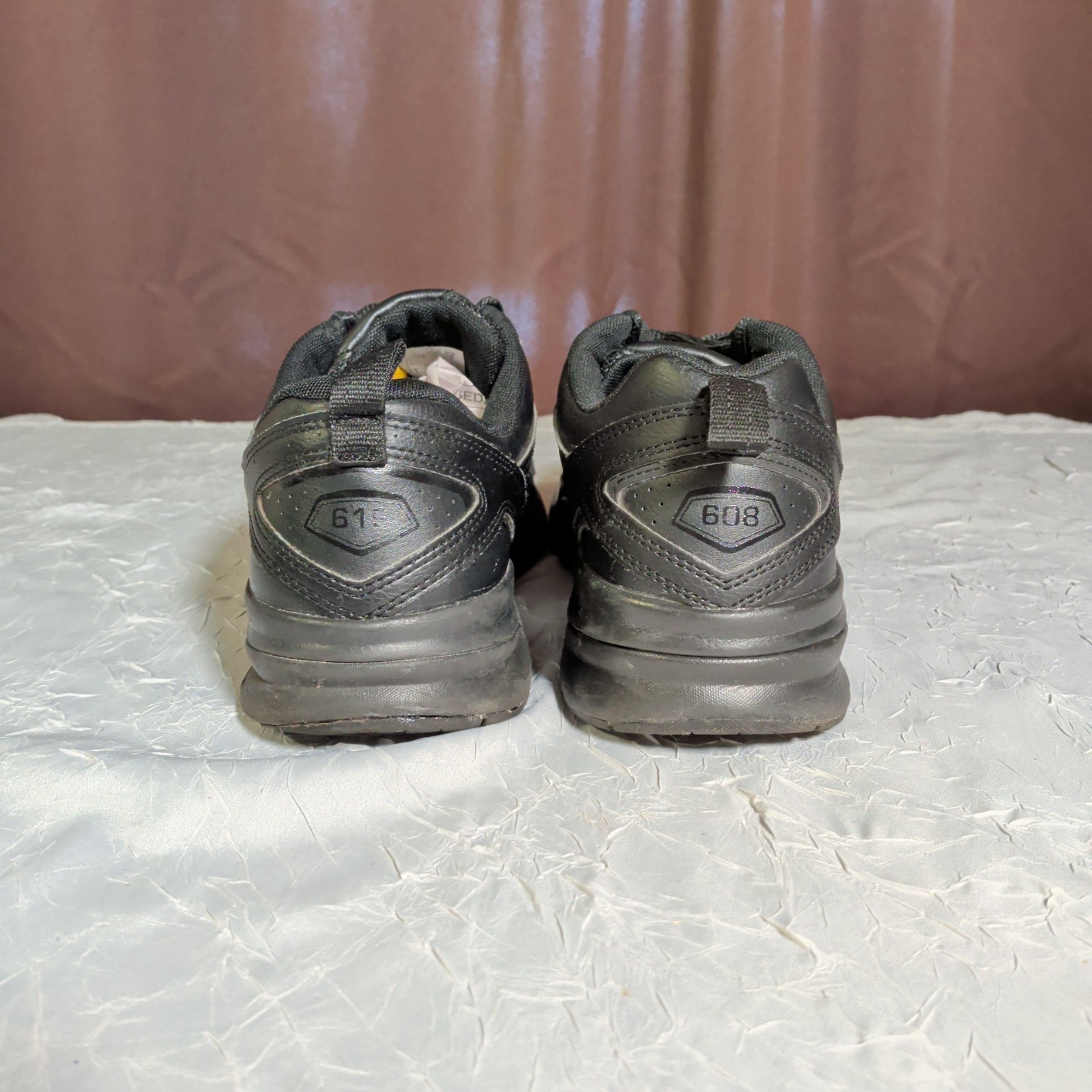New Balance 608 V5 Mens Size 10.5D Black Athleisure Athletic Walking No Insole