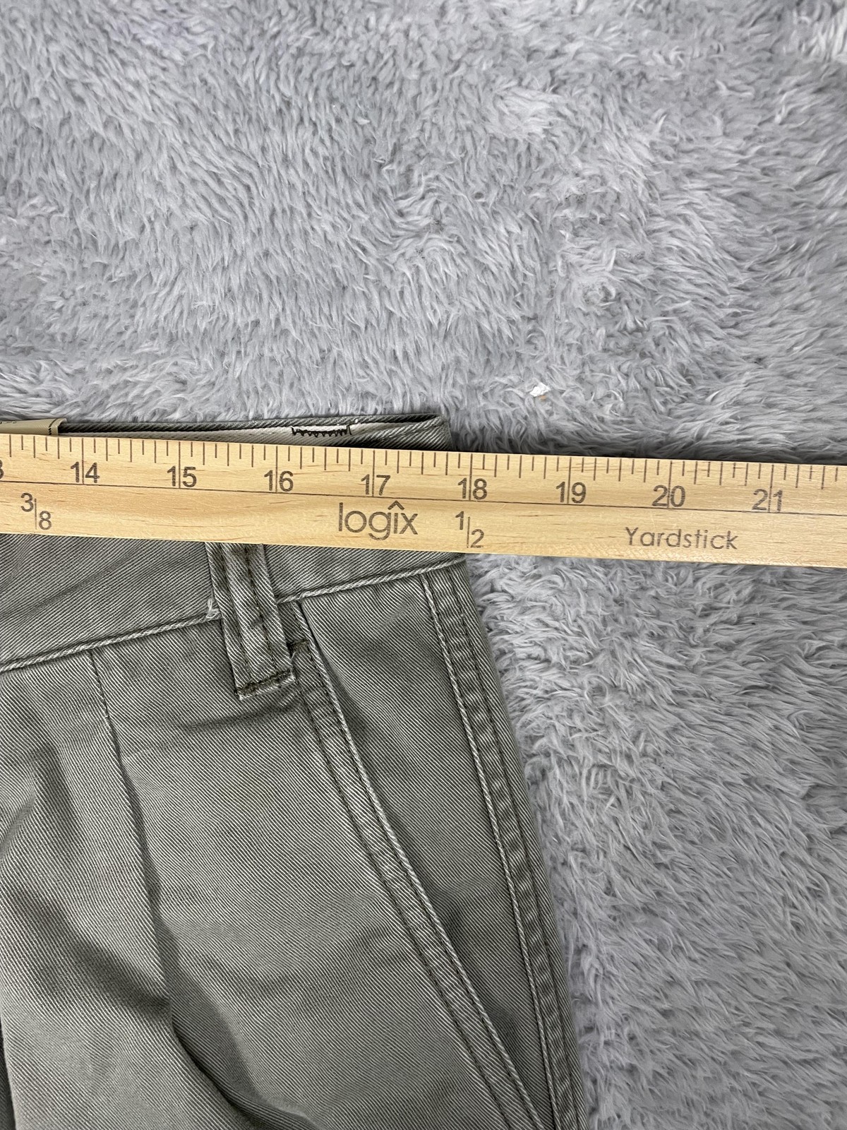Eddie Bauer Pants Mens 36×32* Artichoke Green Relaxed Fit Pleated Khaki Chino