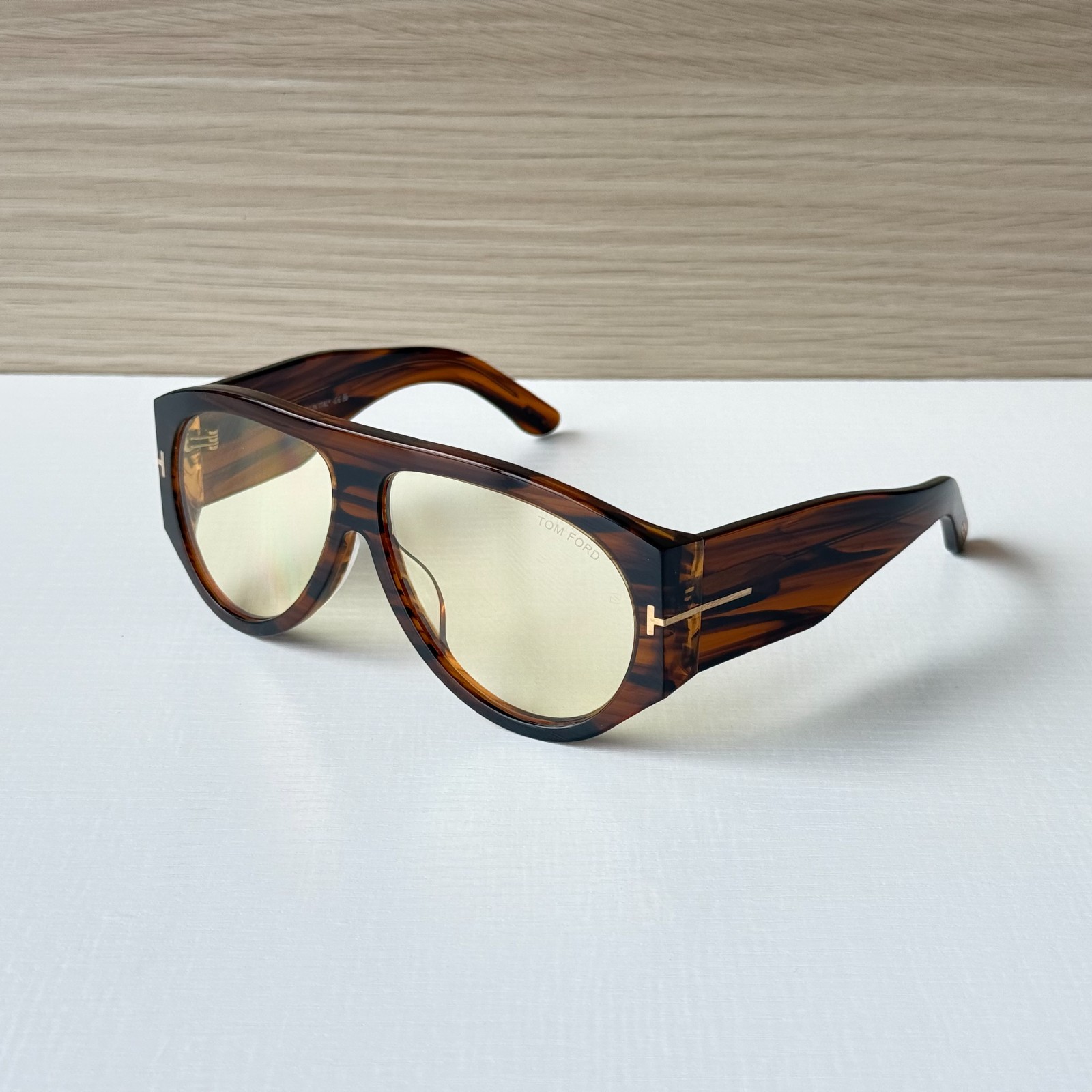 Tom Ford TF1044 Bronson Sunglasses Havana Frame Light Yellow Lens 60-12-140