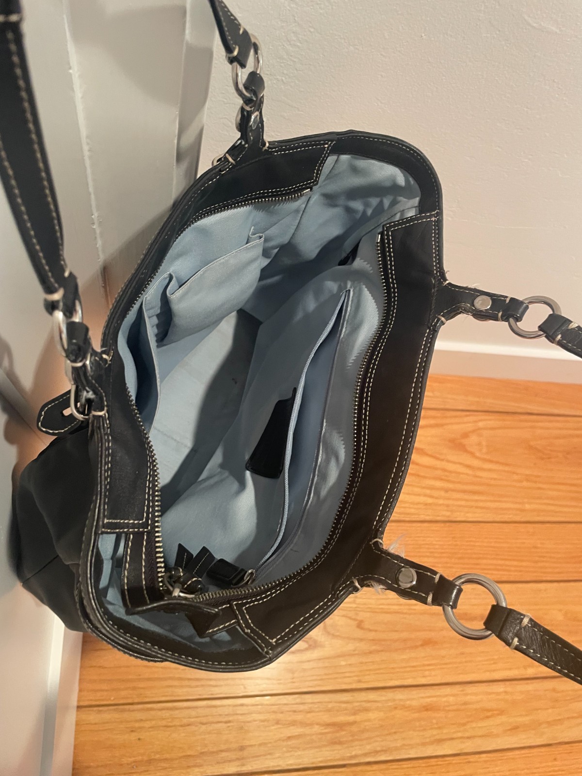 Coach Tote Shoulder Bag – Black