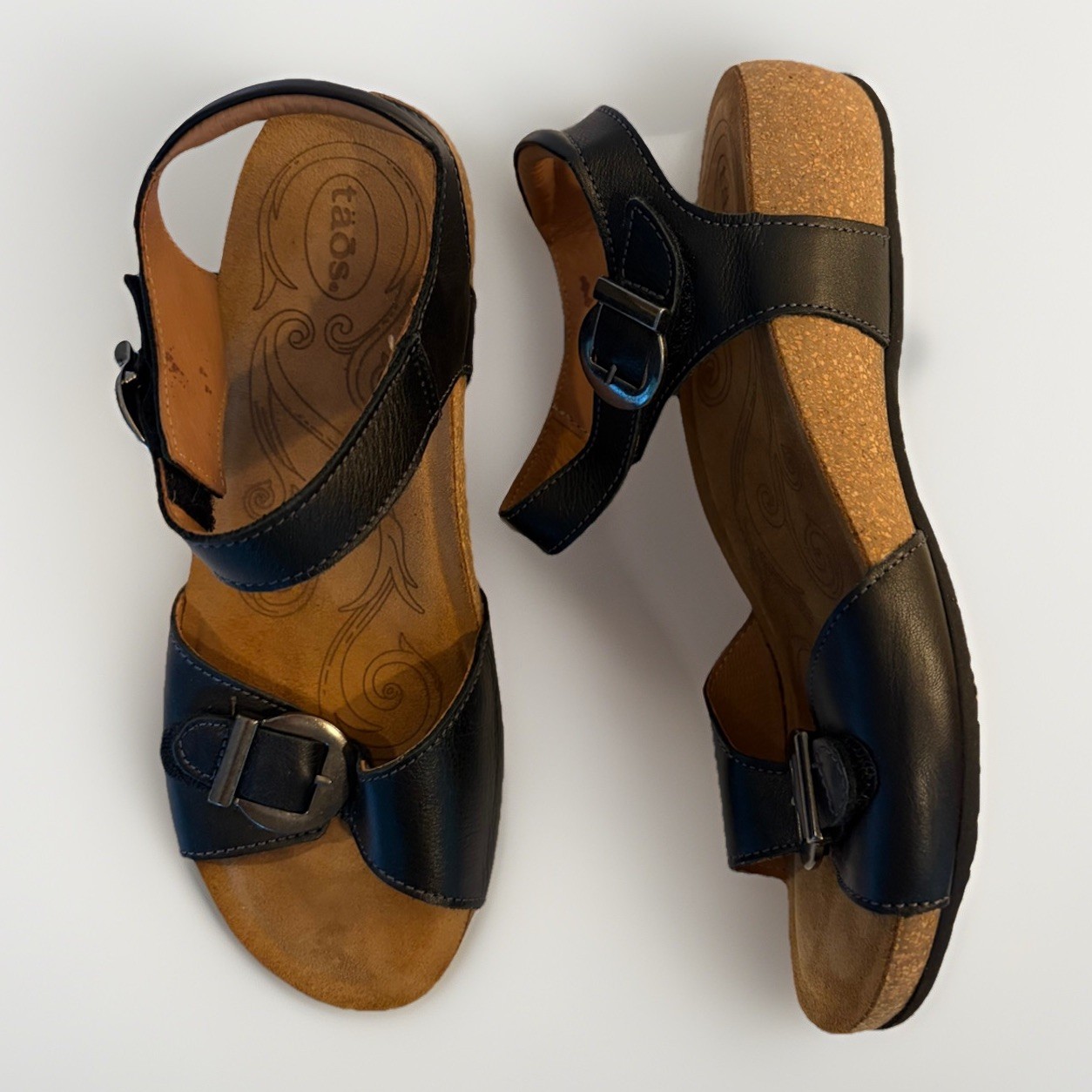 Taos “Vera” Women’s Comfort Sandals Size 39/8-8.5 Black Leather EUC!