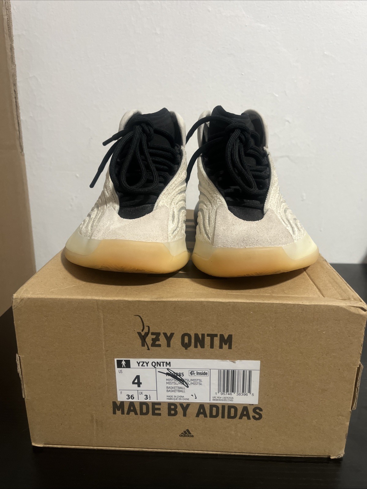 Size 4 – adidas Yeezy Quantum Mist Slate