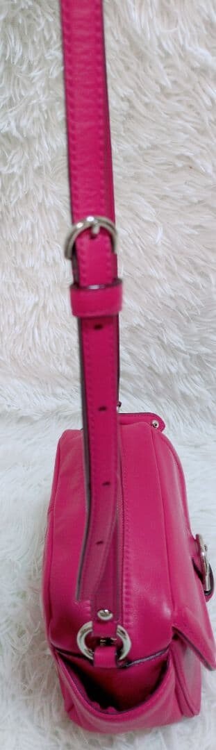 COACH Soho Pink Camera Shoulder Bag Women Silver Zip 7.48 x 5.12 x 3.15 in