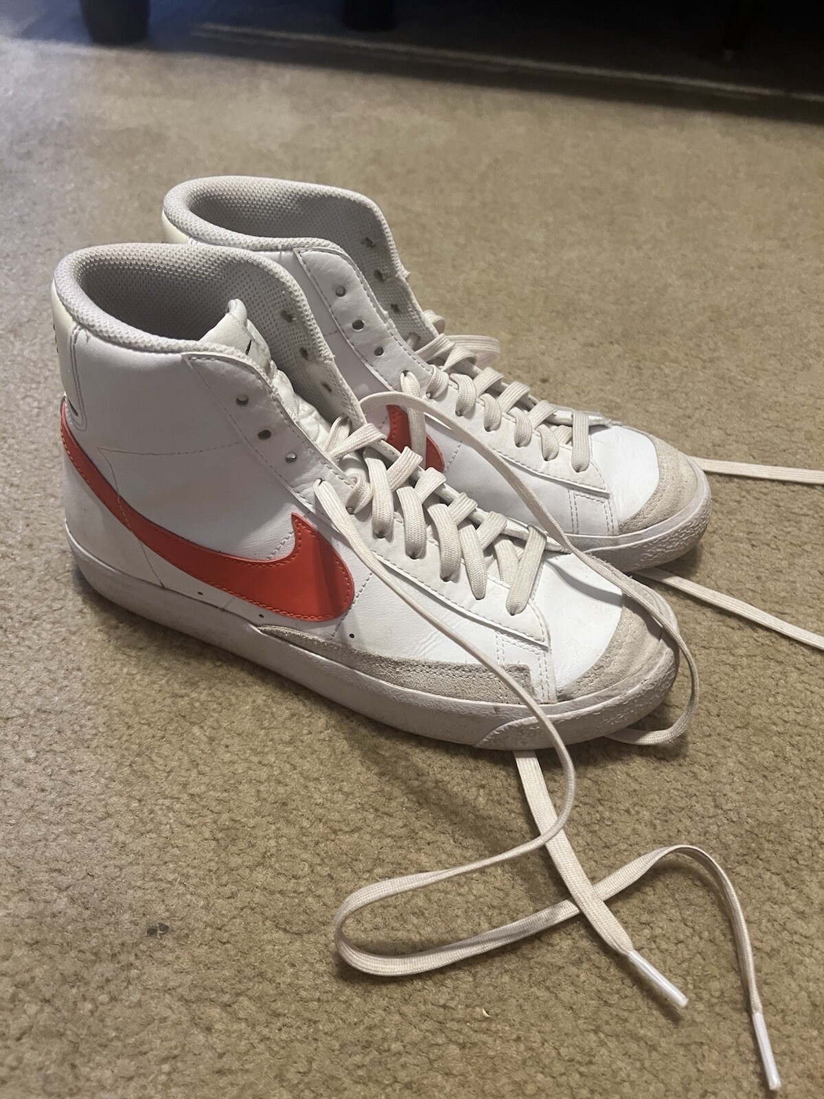 Size 6.5 Y – Nike Blazer Mid ’77 Vintage White Blue Red 2022
