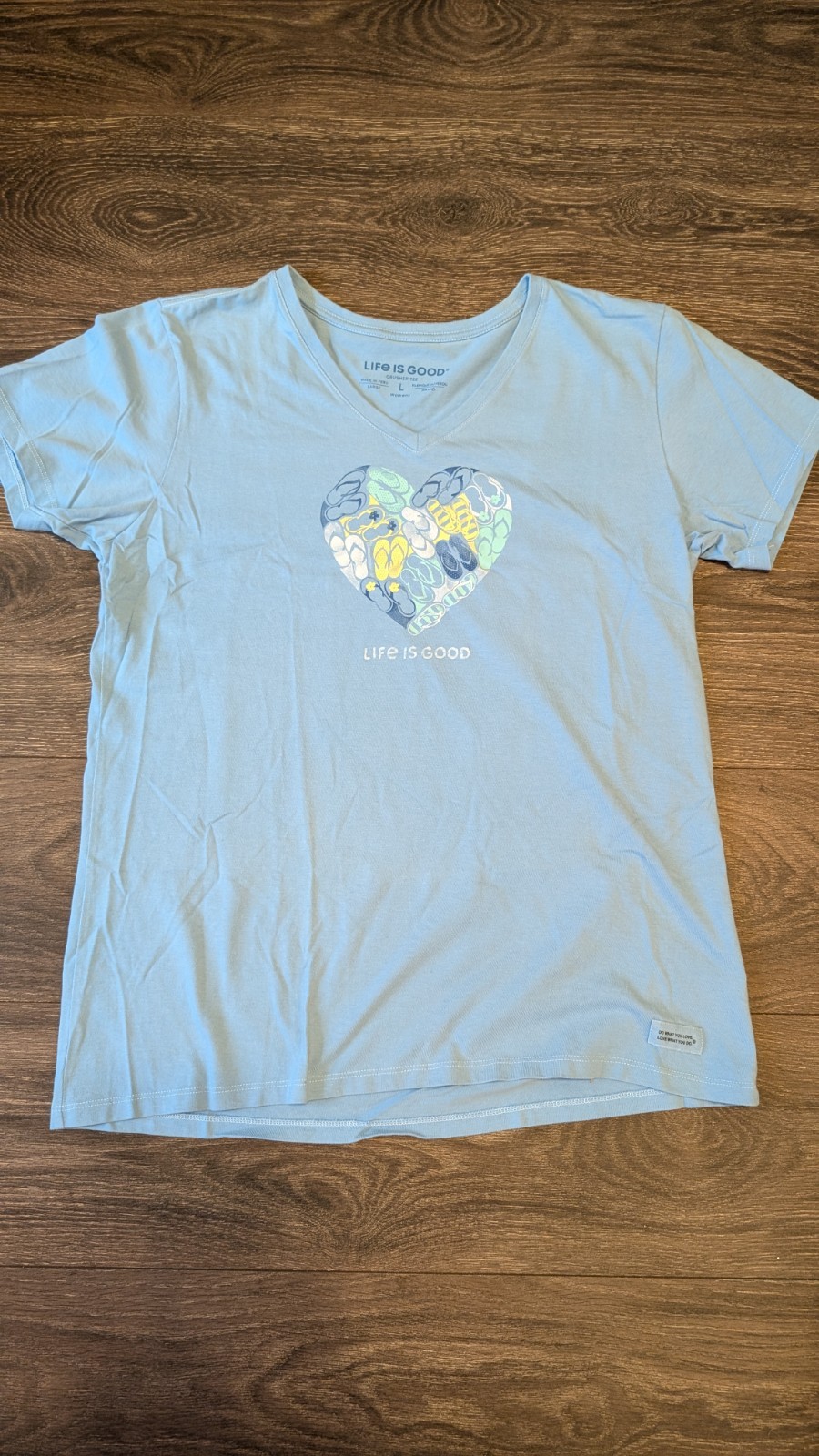 Life Is Good Womens Large L Light Blue Heart Graphic V-Neck Short Sleeve Tee
