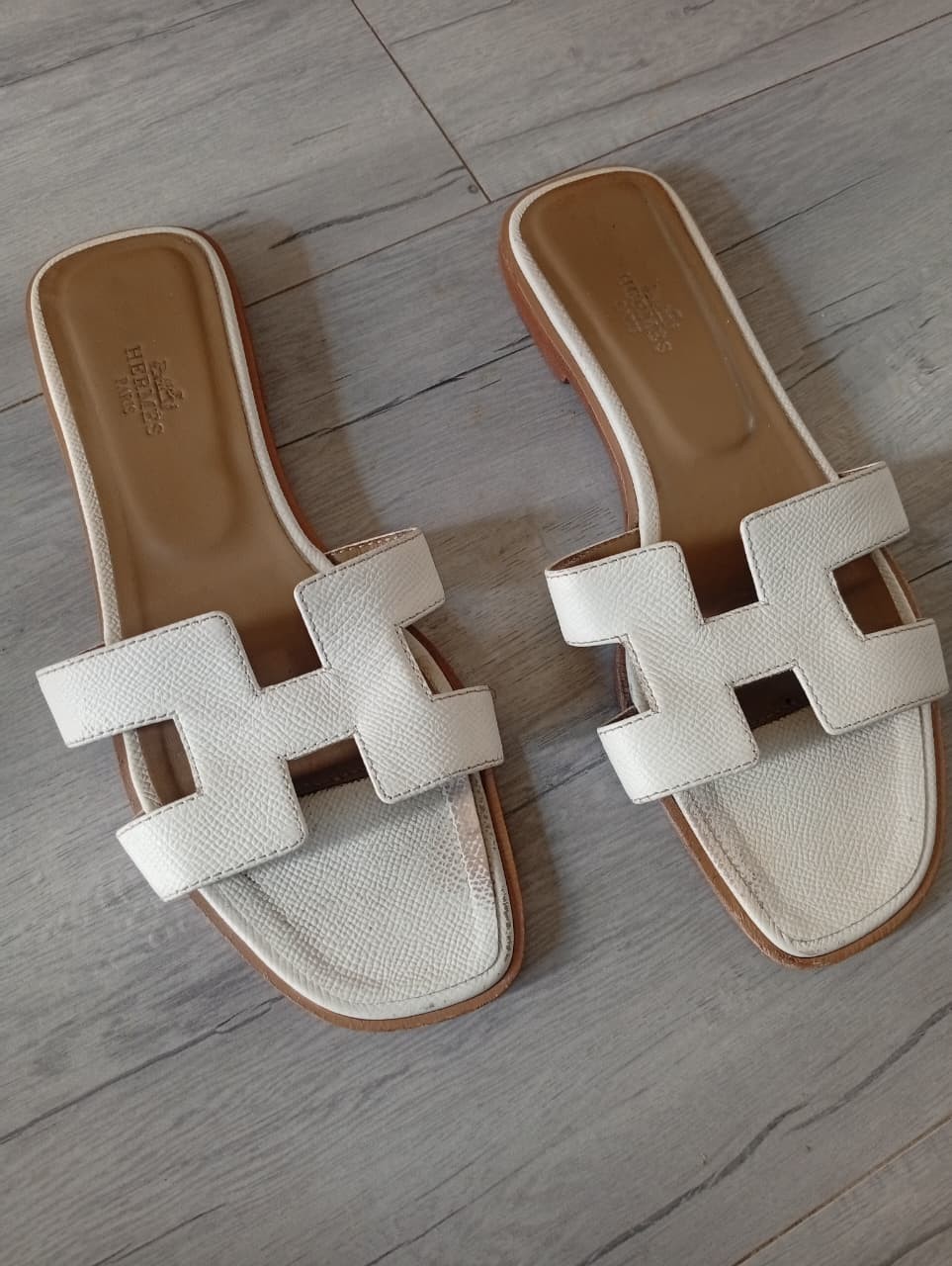 Hermes Oran Sandals In White Size 38
