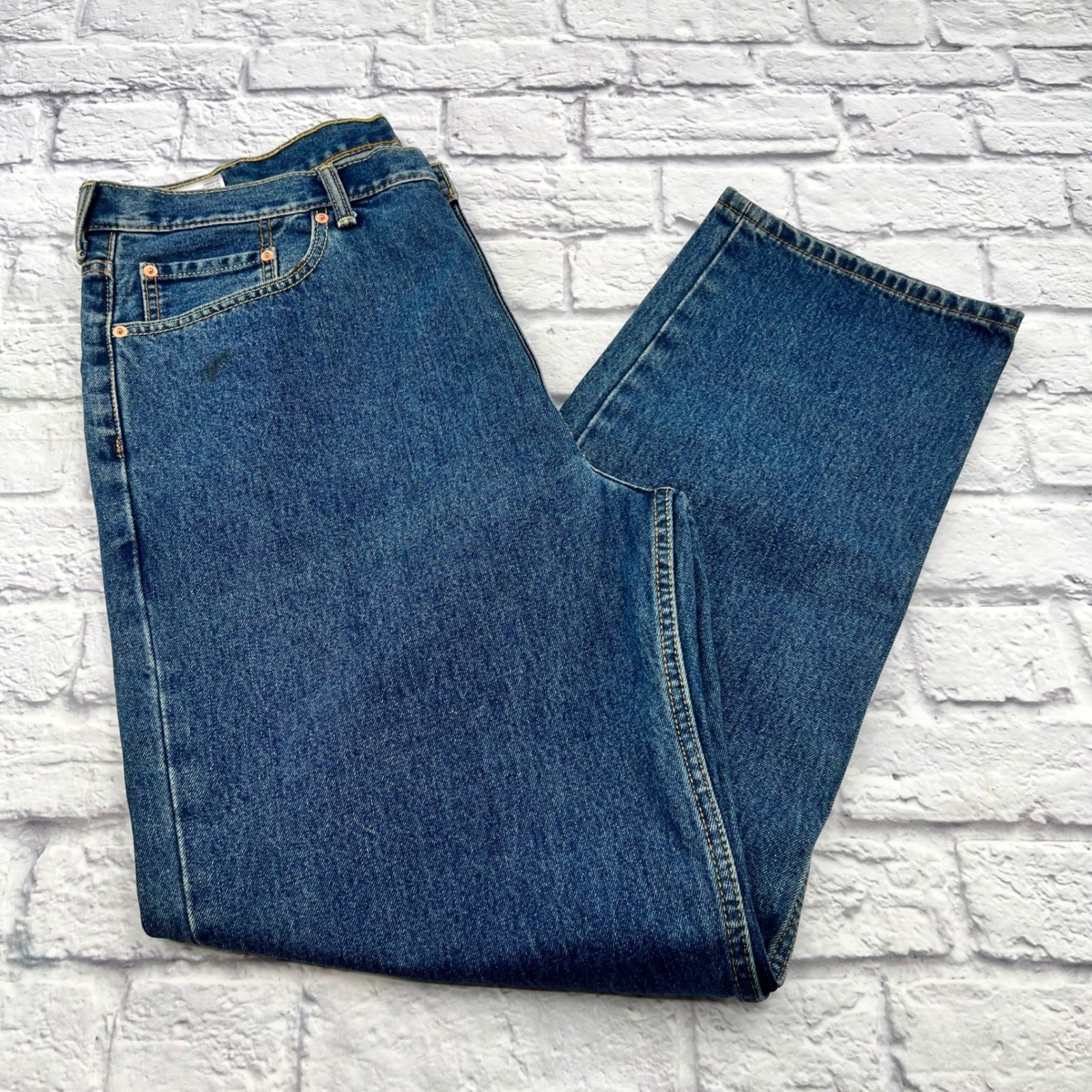 Levis 550 Relaxed Fit Men’s Blue Denim Jeans 40×32 Medium Wash Tapered Leg