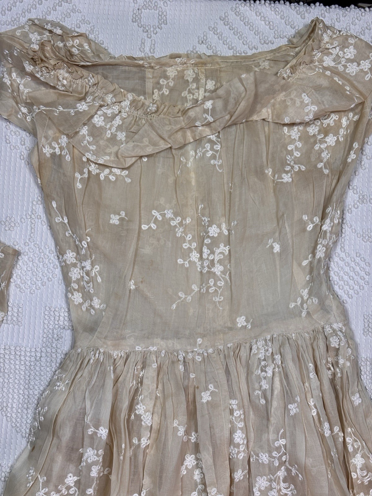 Post 1930s Sheer Organdy Party Dress Formal Embroidered Tea Gown Talon Side Zip
