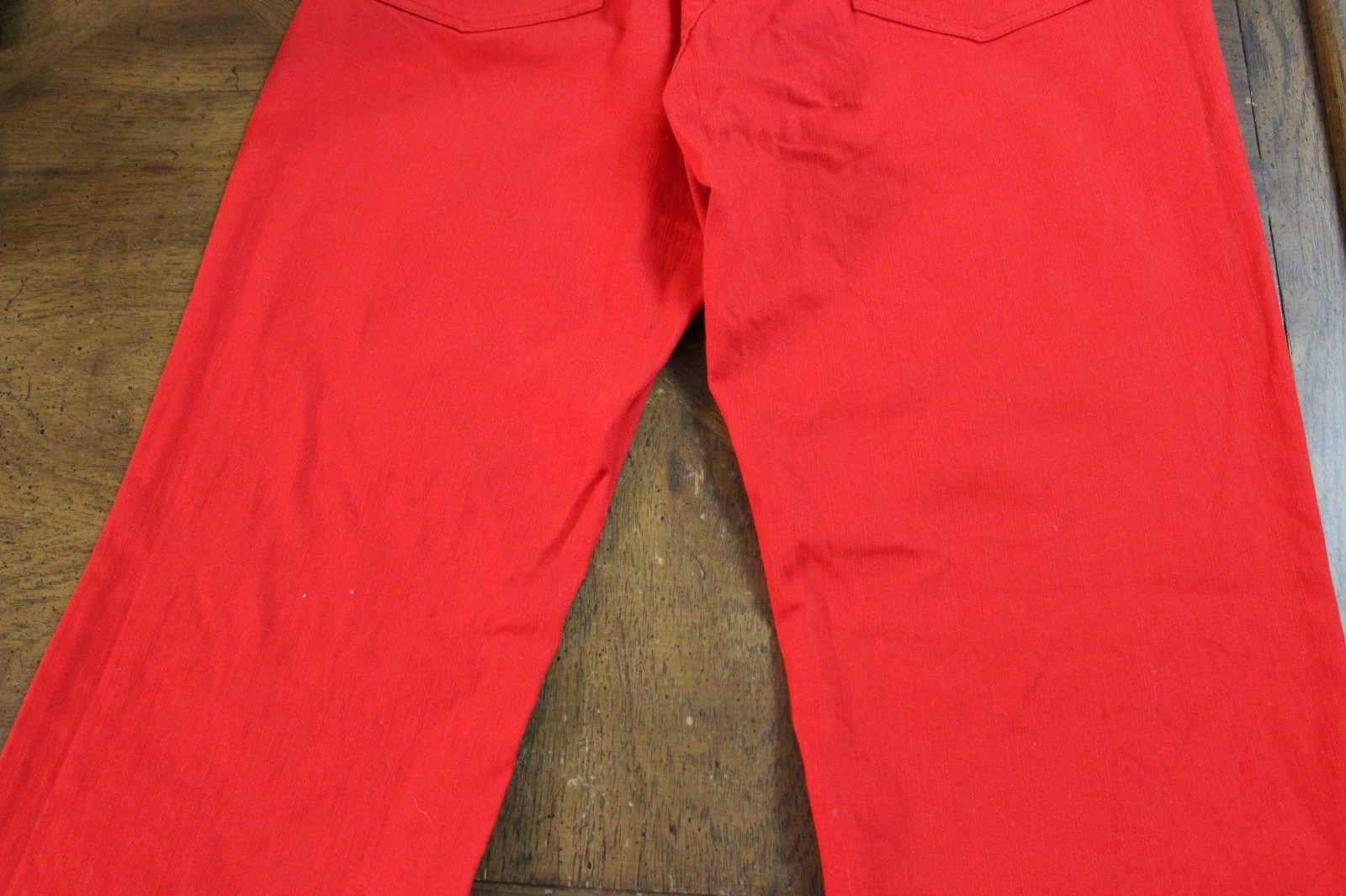 Focus Life Style Women Size 10 Red Pants 97%Cotton 3%Spandex Waist 30×31 Inseam