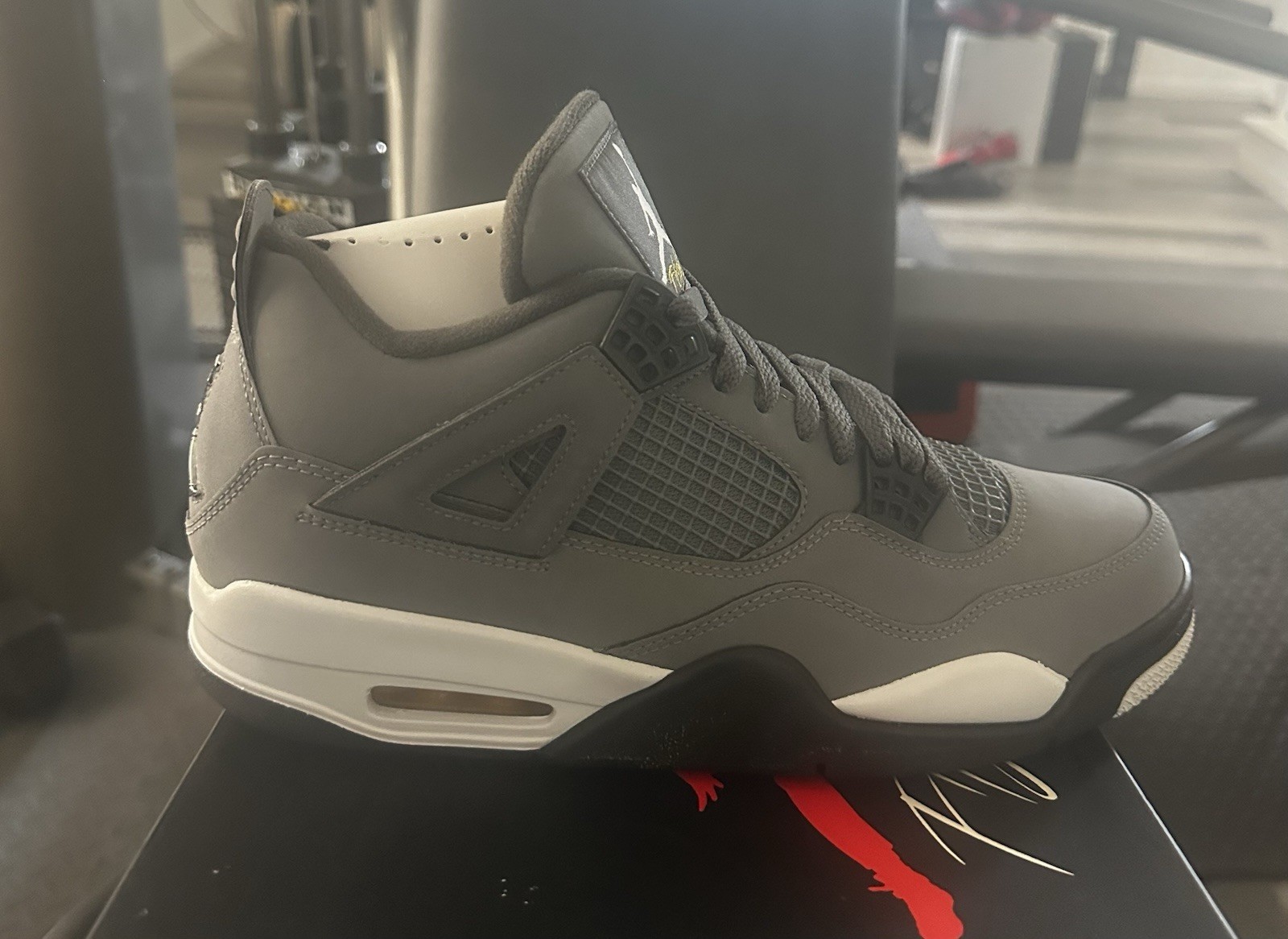 Air Jordan 4 Retro ‘Cool Grey’ 2019 Men’s 10.5 DEADSTOCK – Never worn