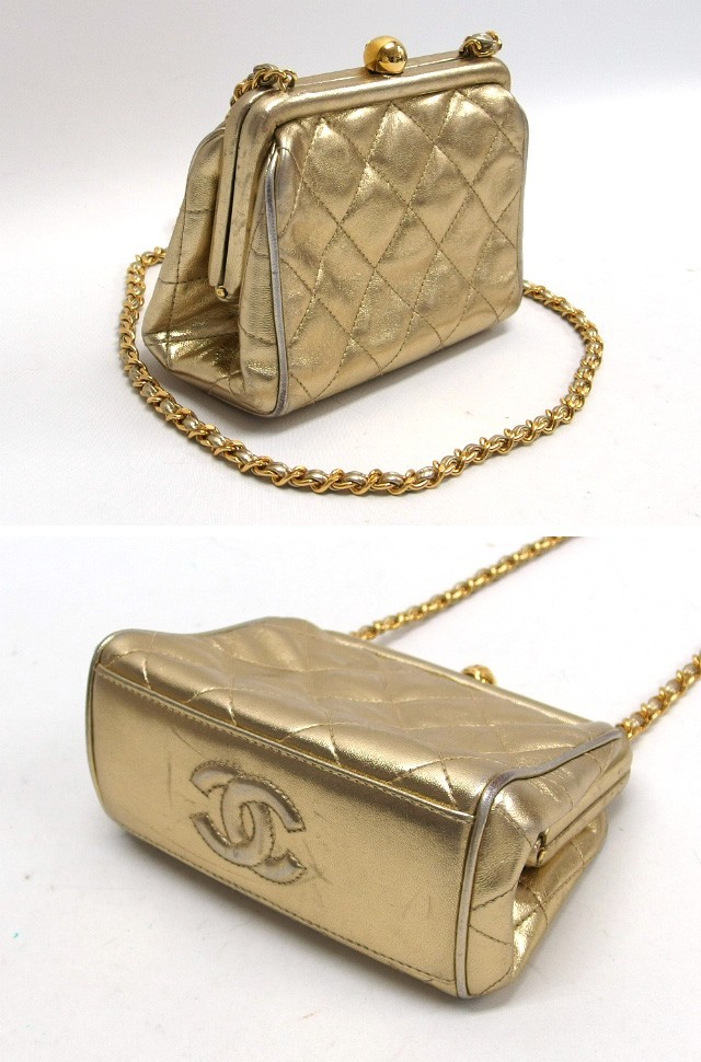 Chanel Matelassé Clasp Chain Shoulder Bag, Metallic Gold　1CH01519