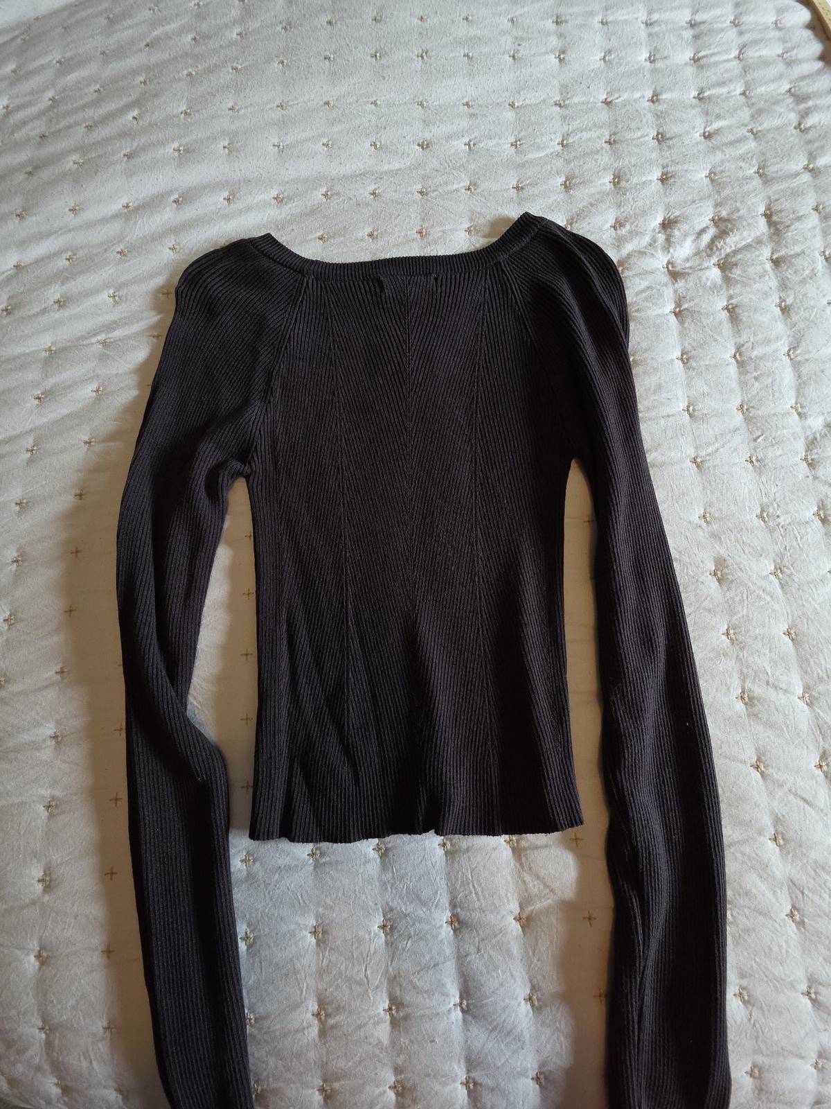 By Together Women’s Black Ribbed Long Sleeve Knit Top