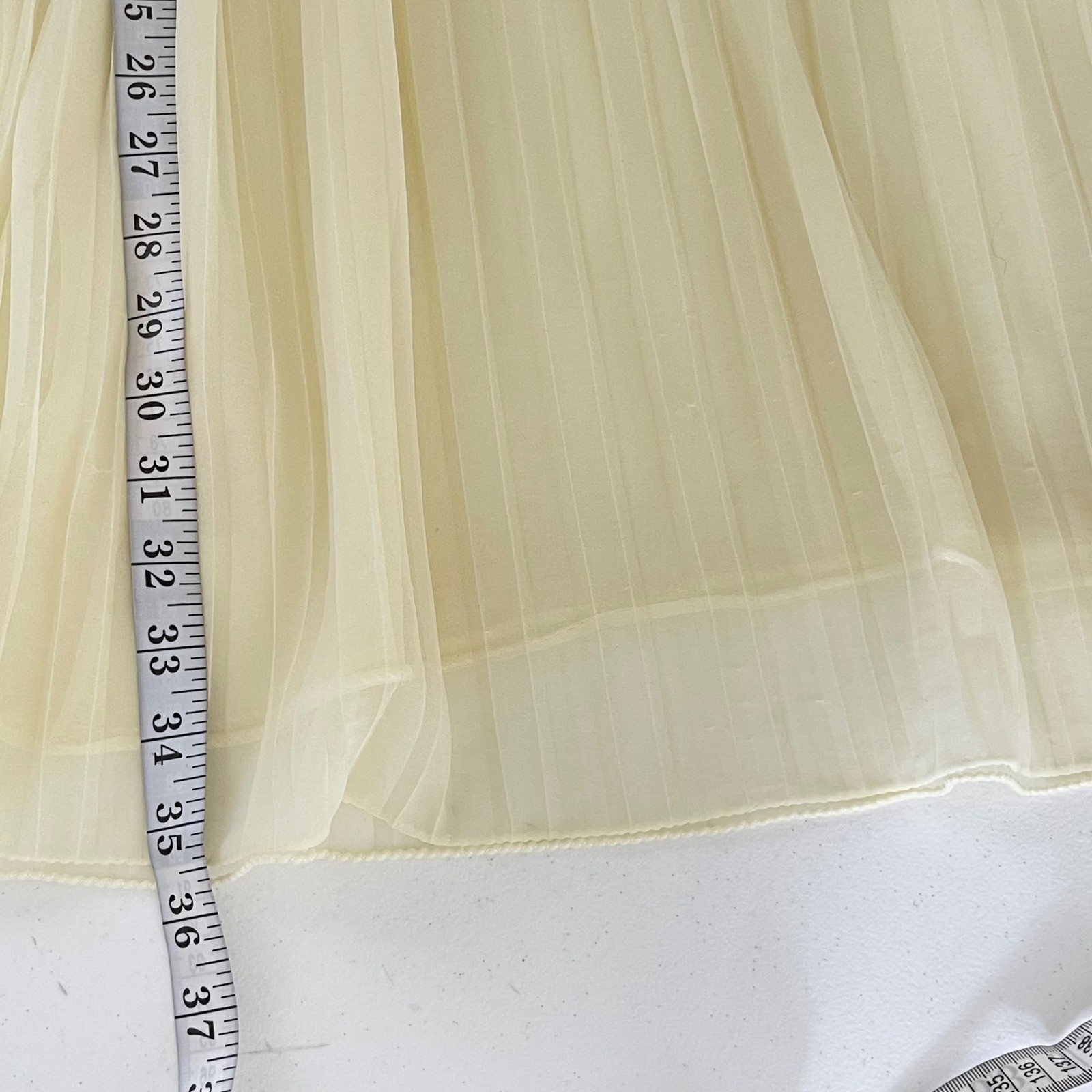 Vintage Kaiser Nightgown Women M Yellow Pleated Embroidered Chiffon Babydoll 70s