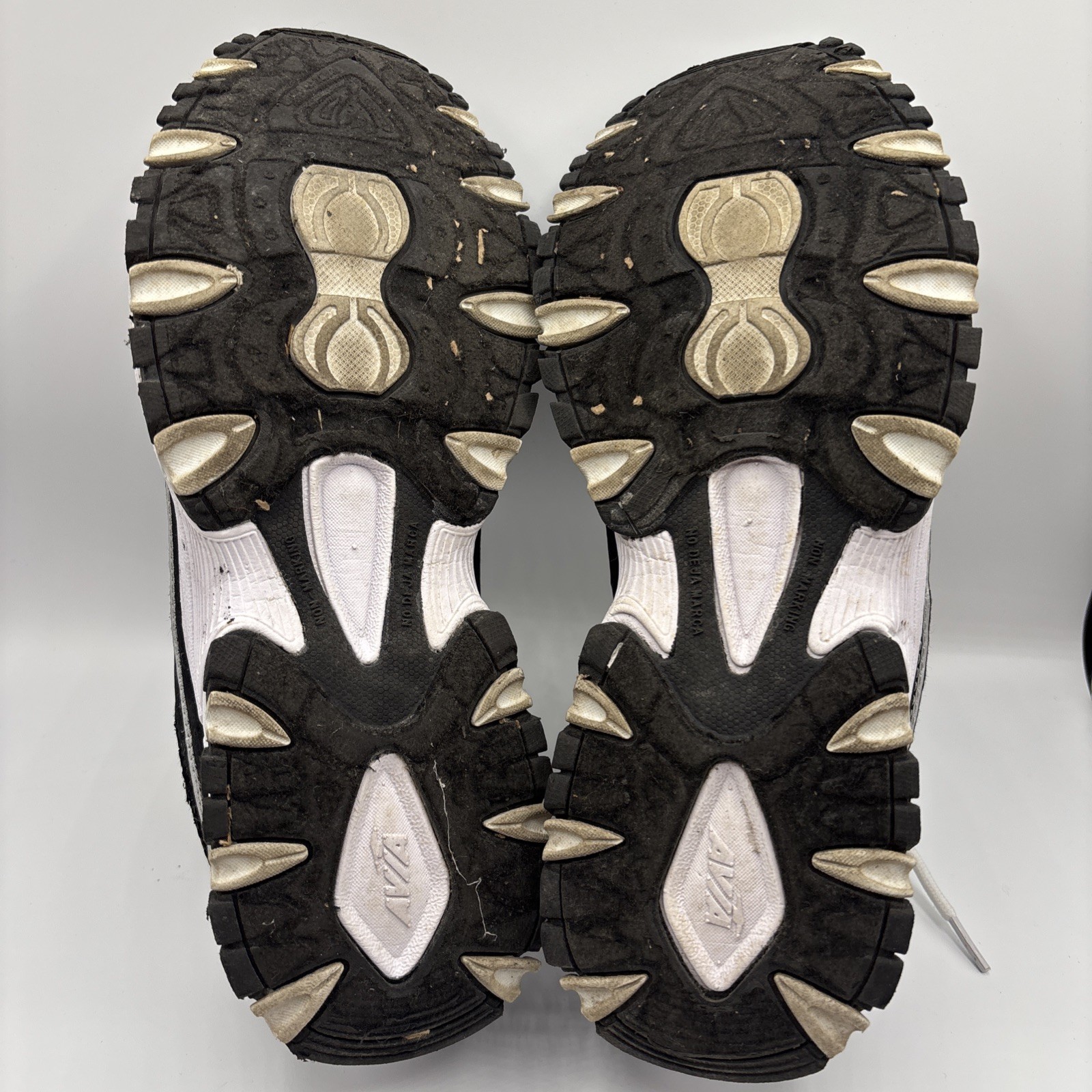 AVIA Women’s 5000 Performance Sneakers Odor Control Memory Foam Insole Size 8.5