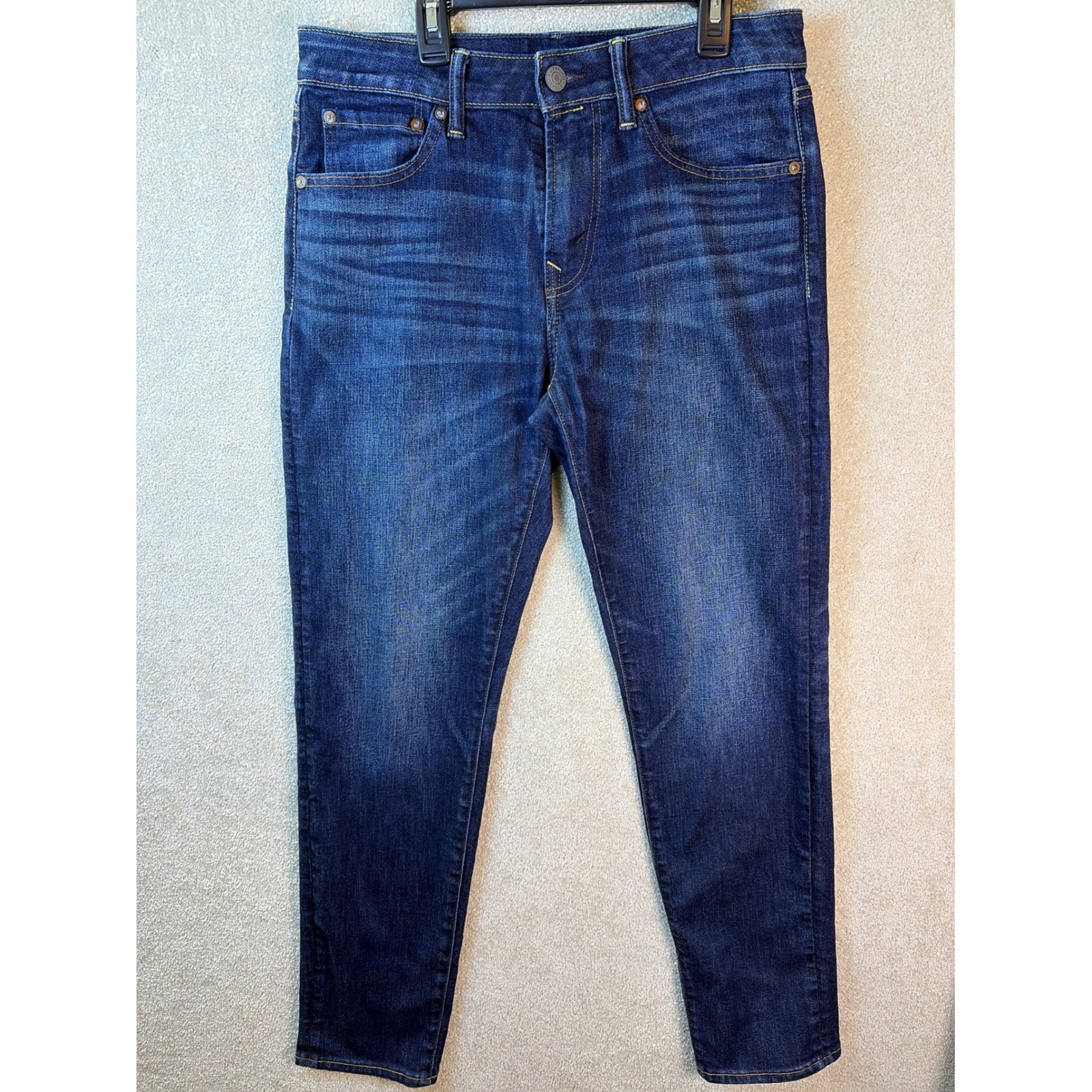 American Eagle Athletic Fit Jeans Mens 30×32 (Meas 32×30) Dark Wash Airflex