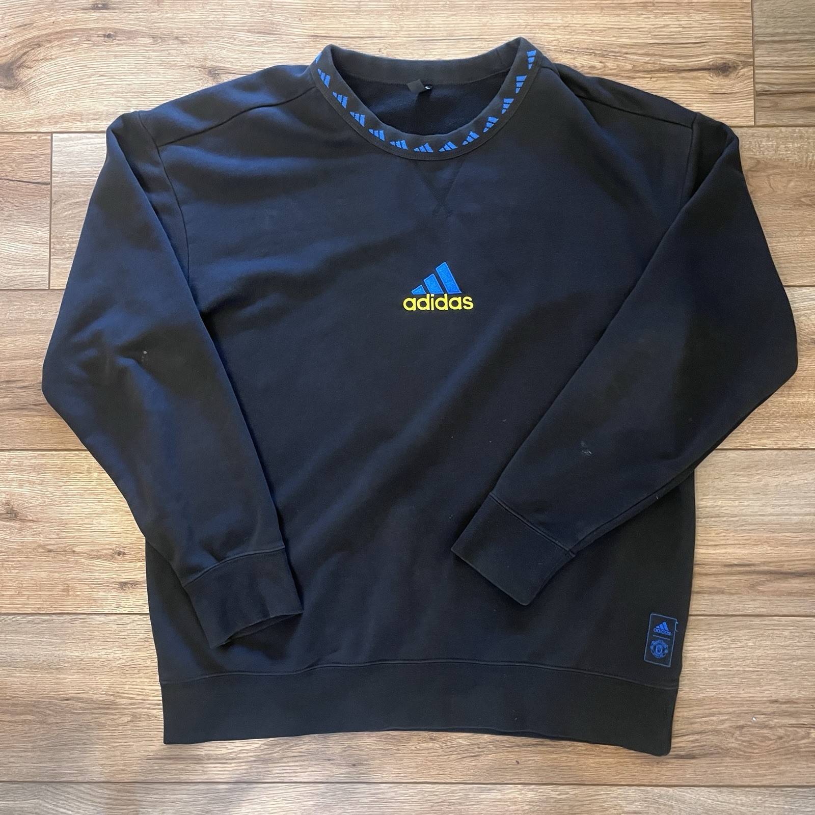 Adidas Manchester United 21/22 Black Long Sleeve Pullover Crew Sweatshirt Sz XL