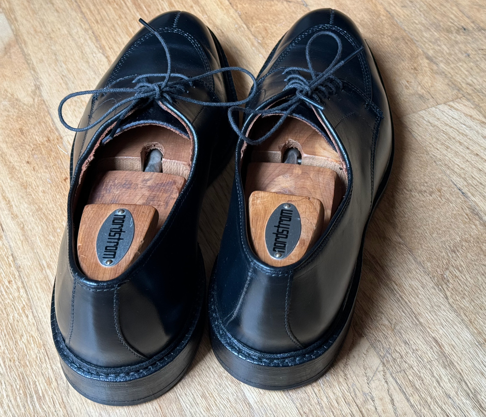 Allen Edmonds Walton Split Toe Shoe Size 9.5D (US)