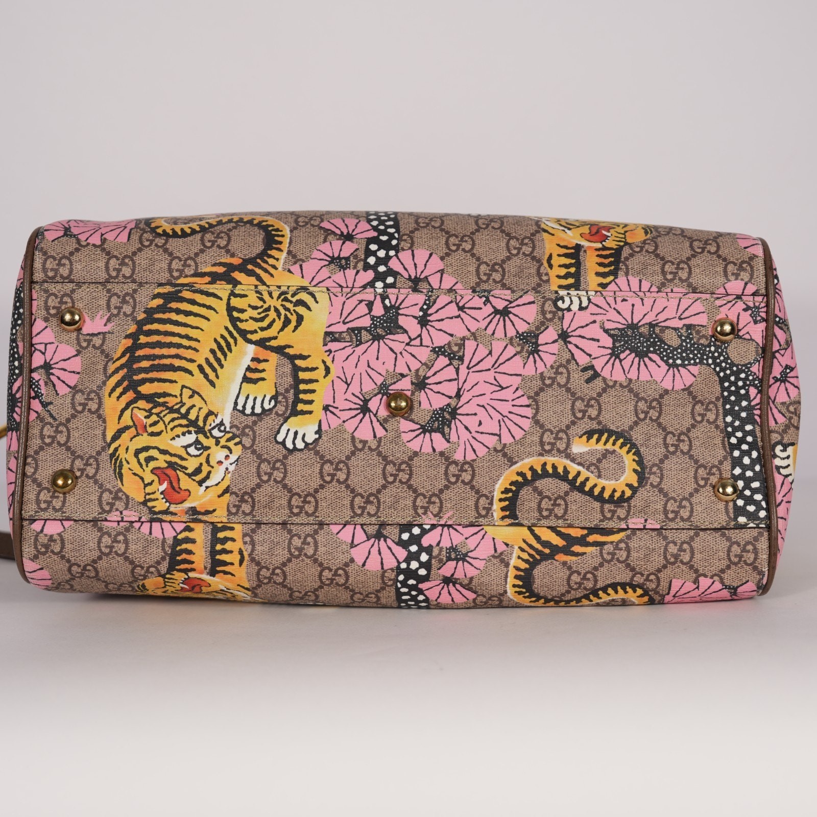 Gucci GG Supreme Monogram Bengal Medium Boston Beige Pink
