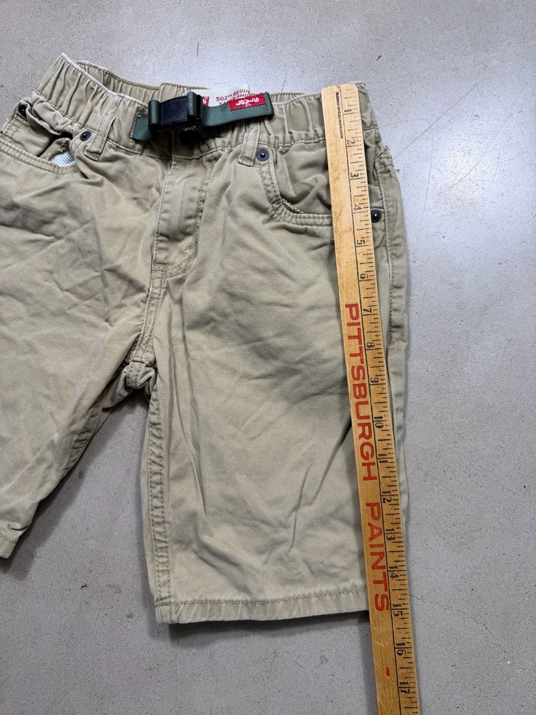 Levi’s 502 Regular Taper Chino Shorts with Webbed Belt – Boys Size 12 Reg