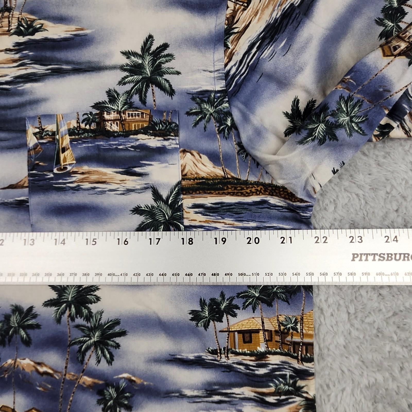 David Taylor Hawaiian Shirt Mens Medium Button Down Blue Tropical Cruise Aloha