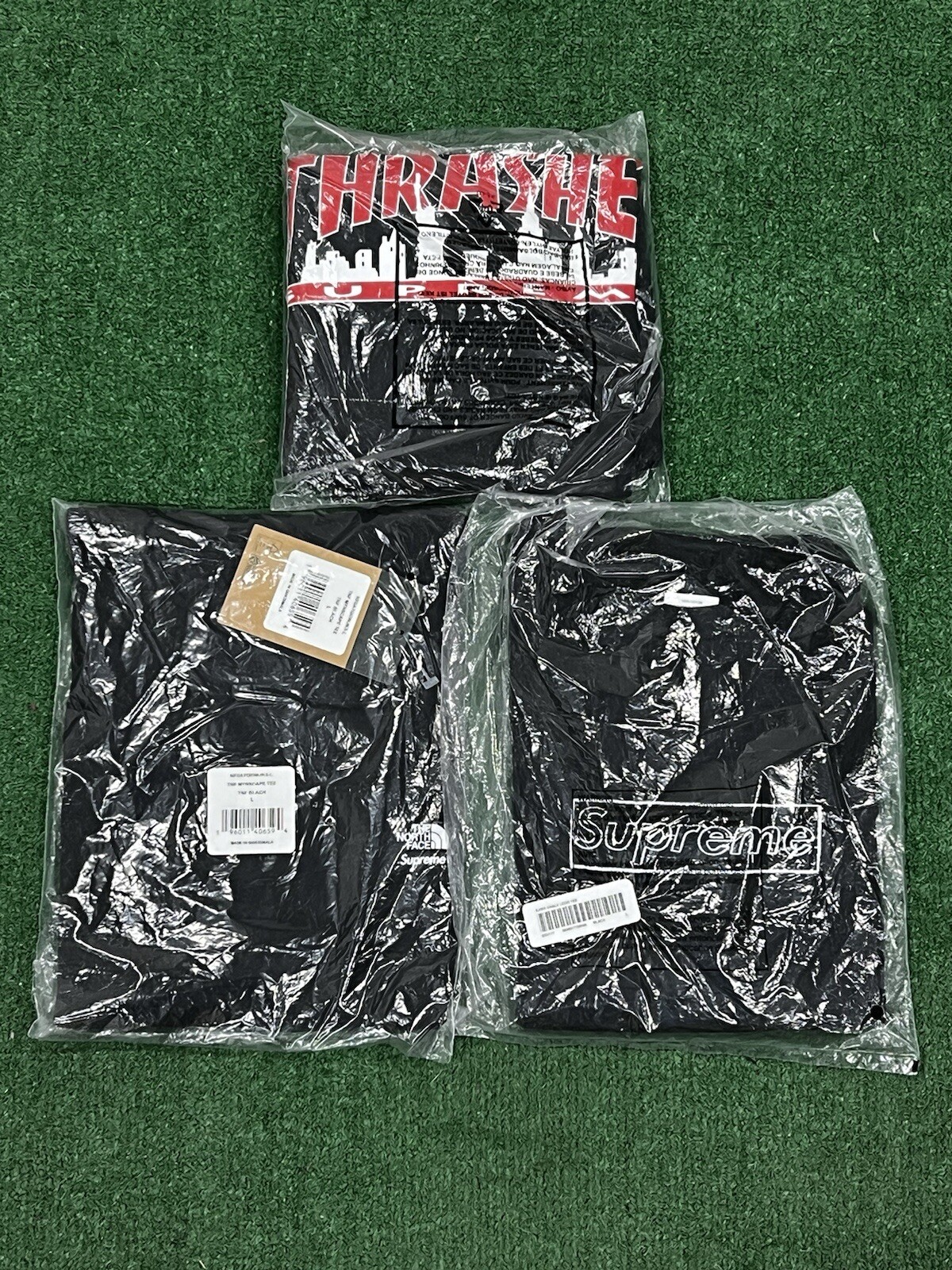 BUNDLE 3 Supreme Tees Kaws Box Logo Thrasher Hype Lot North Face Large Skyline