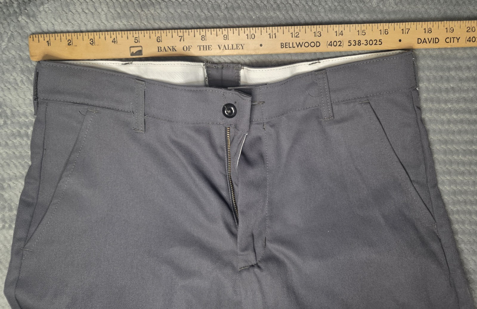Red Kap PT88CH9 Men’s Gray Work Pants 34×32 Twill Poly/Cotton Construction