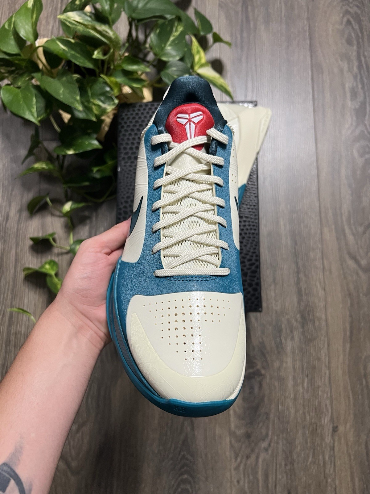 Size 11 – Nike Kobe 5 Protro Caitlin Clark Coconut Milk