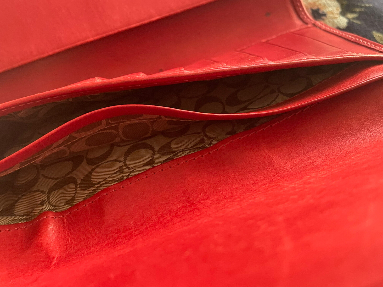 COACH Hampton Red Leather Trifold Envelope Wallet 7.75″x 4″