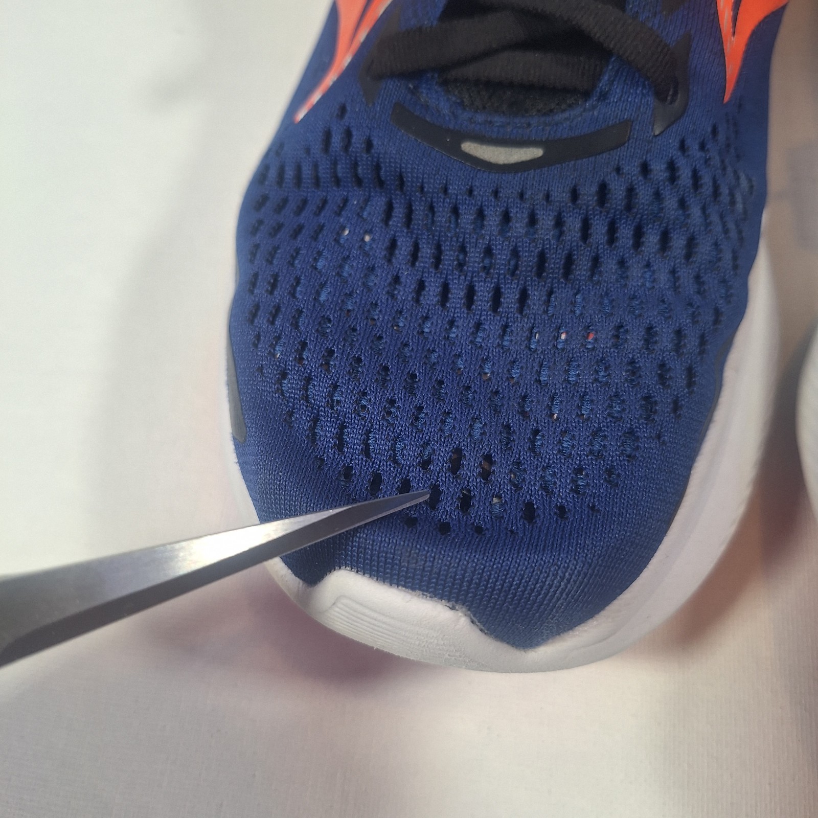 Saucony Ride 15 Men’s Size 10.5 Navy Silver Running Sneakers Athletic Shoes EUC