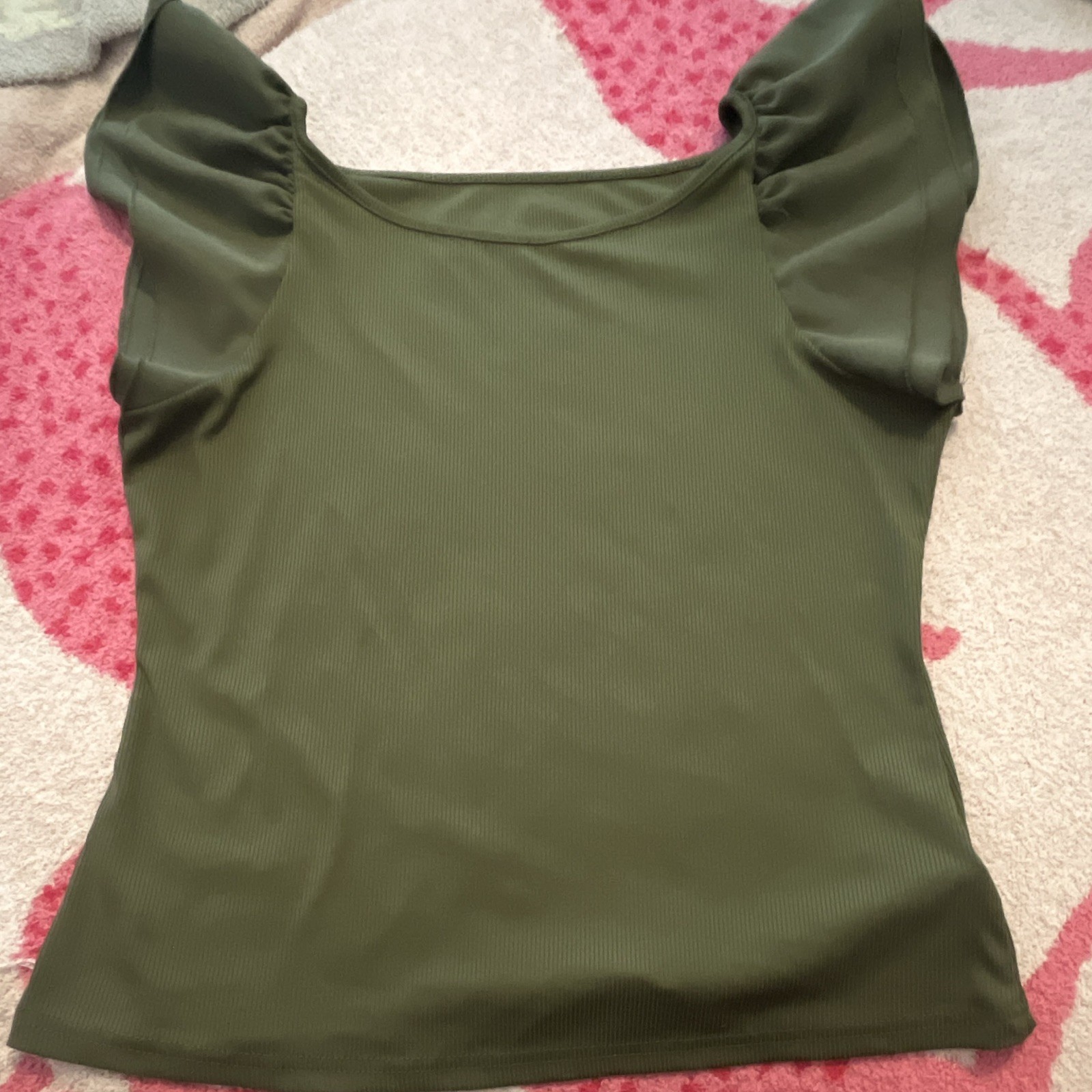 Alert Rose Green Ribbed Knit Flutter Short Sleeve Scoop Neck Top Size L