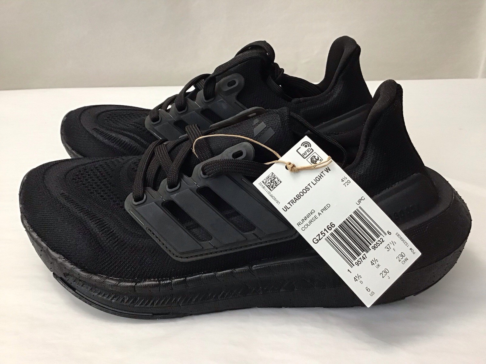 New Adidas Ultraboost Ultra Boost Light Running Womens SZ 6 Black Athletic Shoe