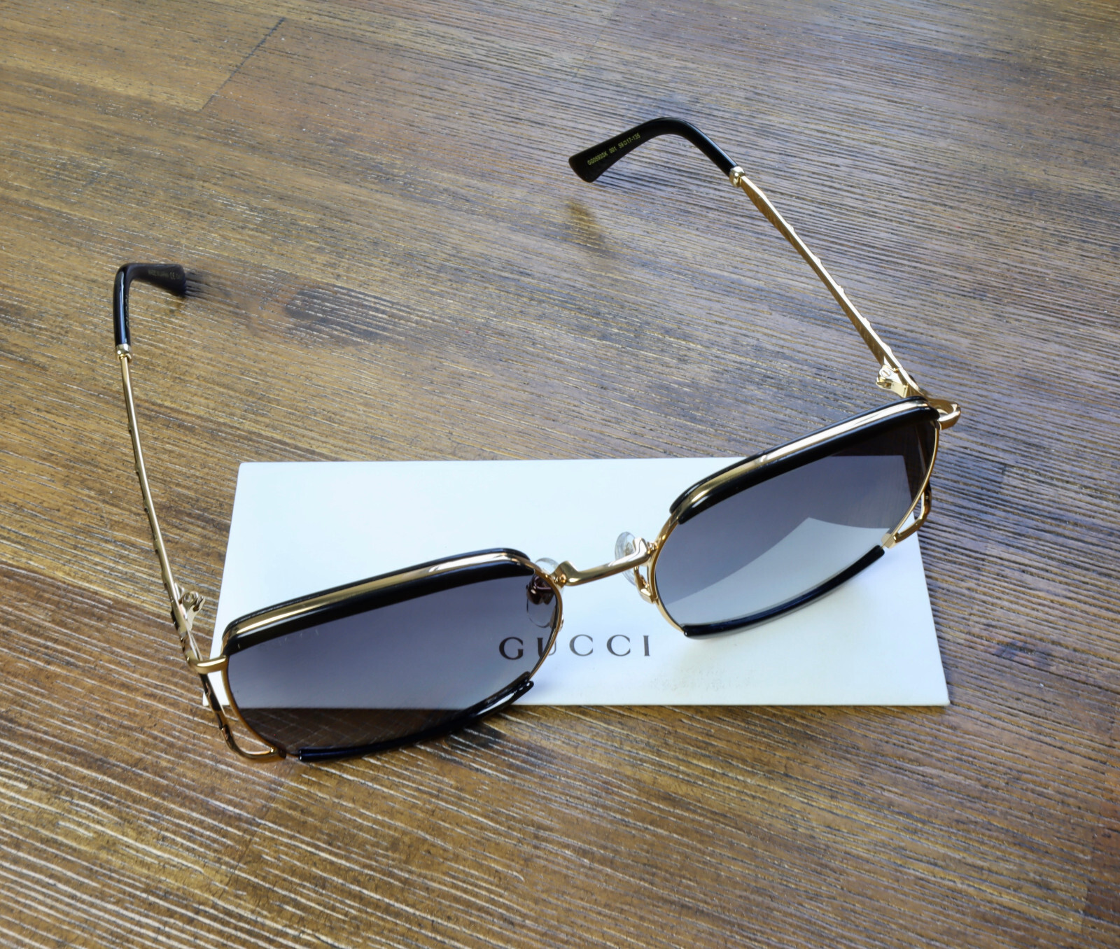 Gucci GG0593SK 001 59mm Oversized Square Sunglasses in Black/Gold and Gray Lens