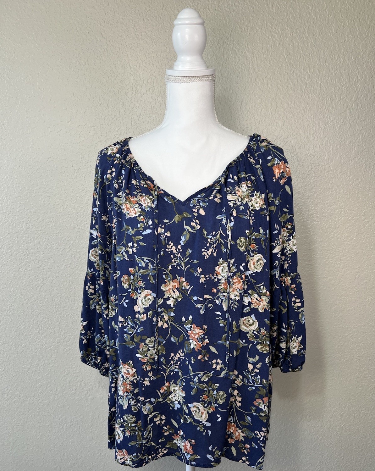Brina & Em Women’s 3/4 Sleeve Navy Peach Floral Blouse Lightweight Size 1X