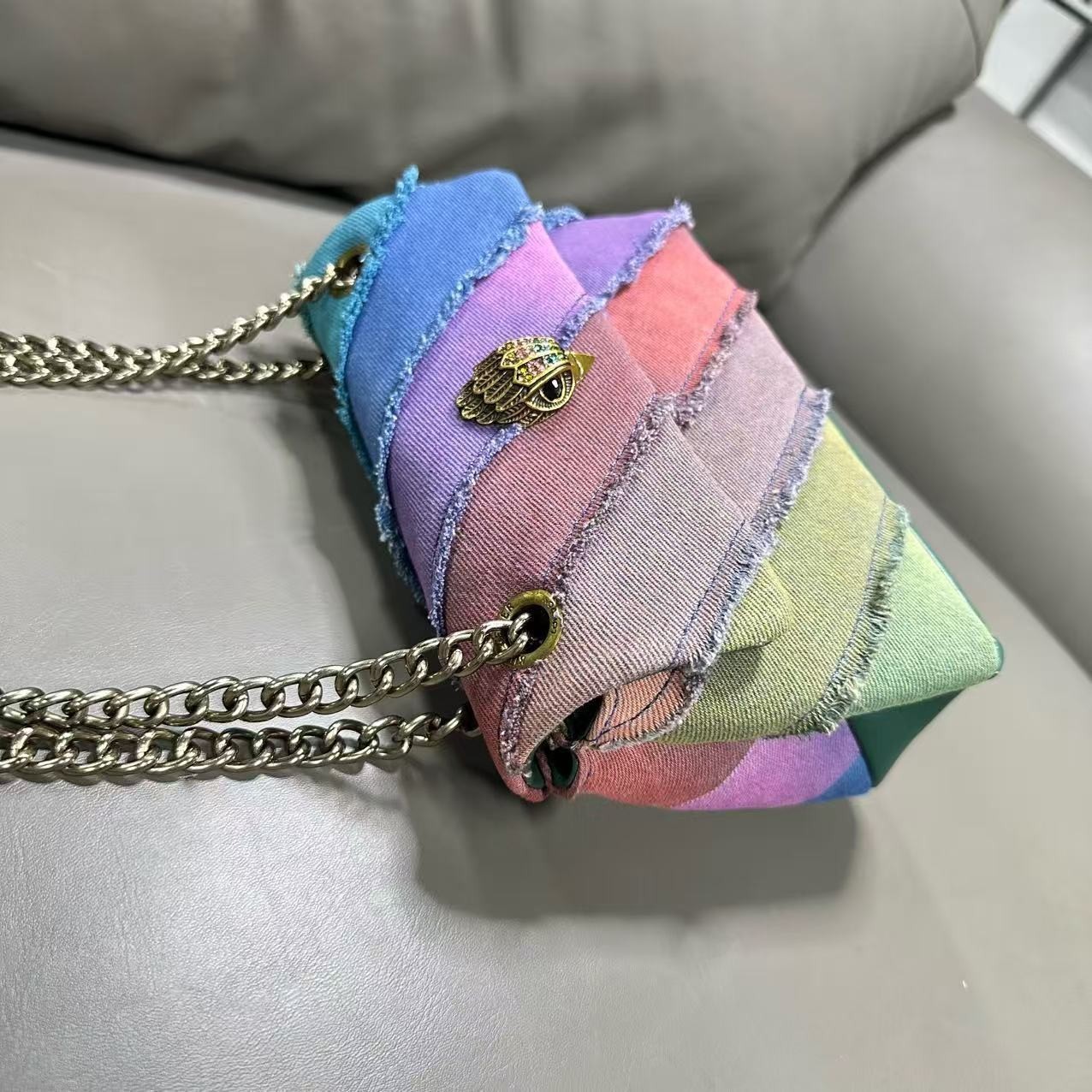 Kurt Geiger London Rainbow Patchwork Crossbody Bag Frayed Eagle 21×8×15 cm