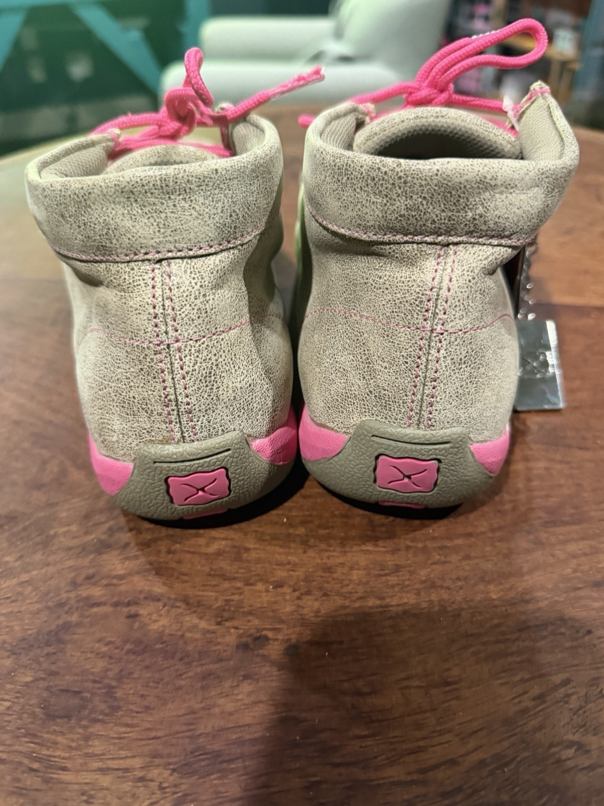 Twisted X WDM0012 Women’s 9M Beige/Pink Leather Lace-Up Ankle Bootie Round Toe