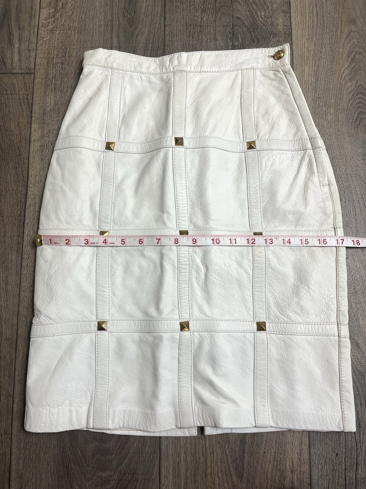 Vintage Margaret Godfrey White Leather Skirt W/ Gold Studs Size 4 Lined Side Zip