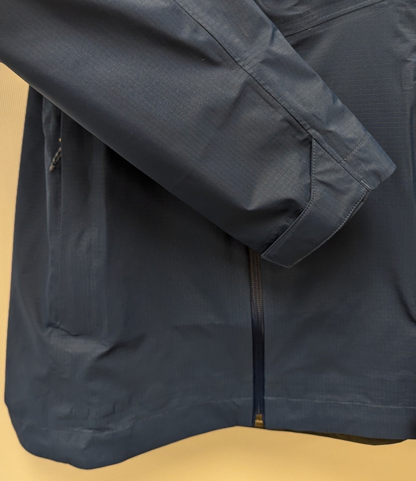 Patagonia Women’s Granite Crest Rain Jacket – Clement Blue – Large #85420