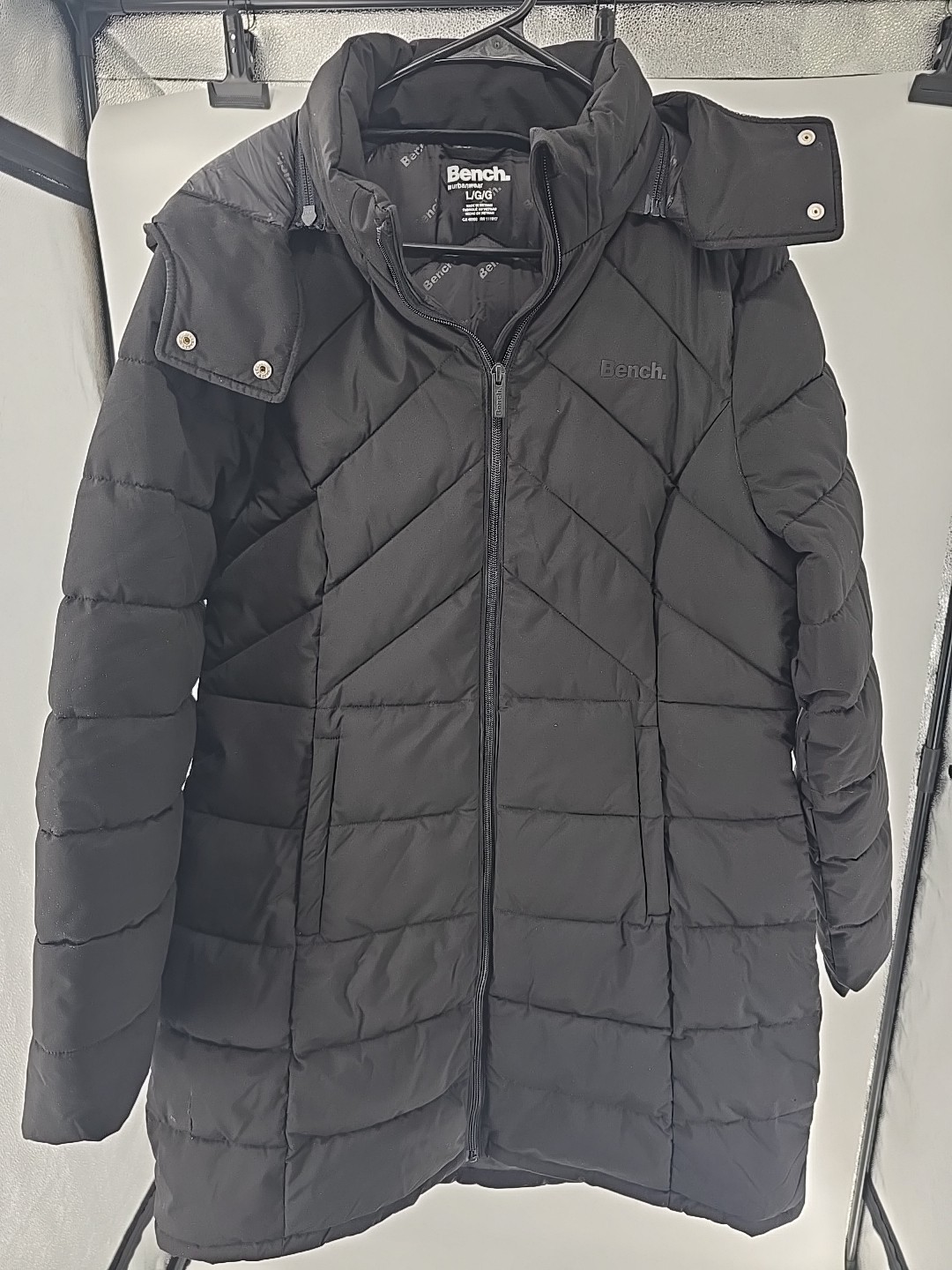 Bench Women’s Hooded Long Puffer Coat Jacket, Black, Size Large (a small rip)