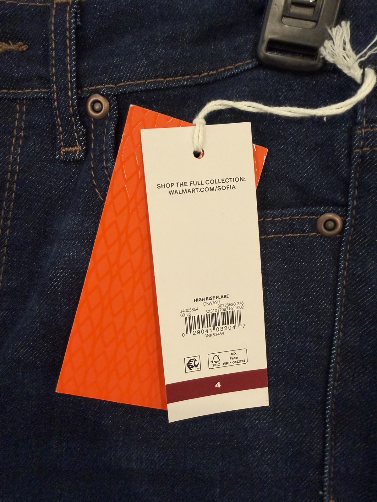 (3) Sophia Vergara Jeans Size 4