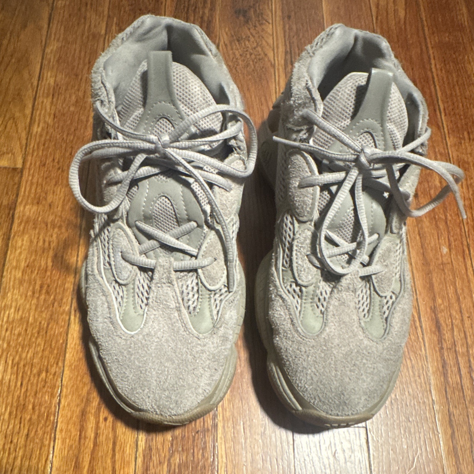adidas Yeezy 500 Men’s 11 Taupe Light .No insoles