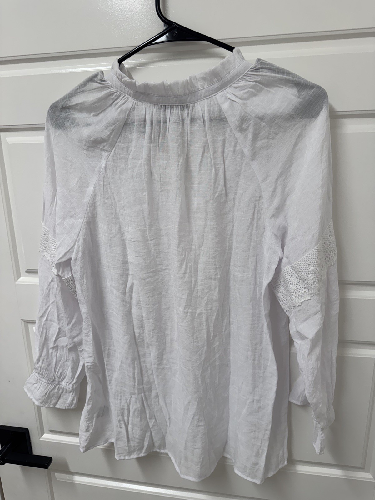 Small Counterparts Top Womens White Gauzy Eyelet Lace Boho Tunic blouse A1