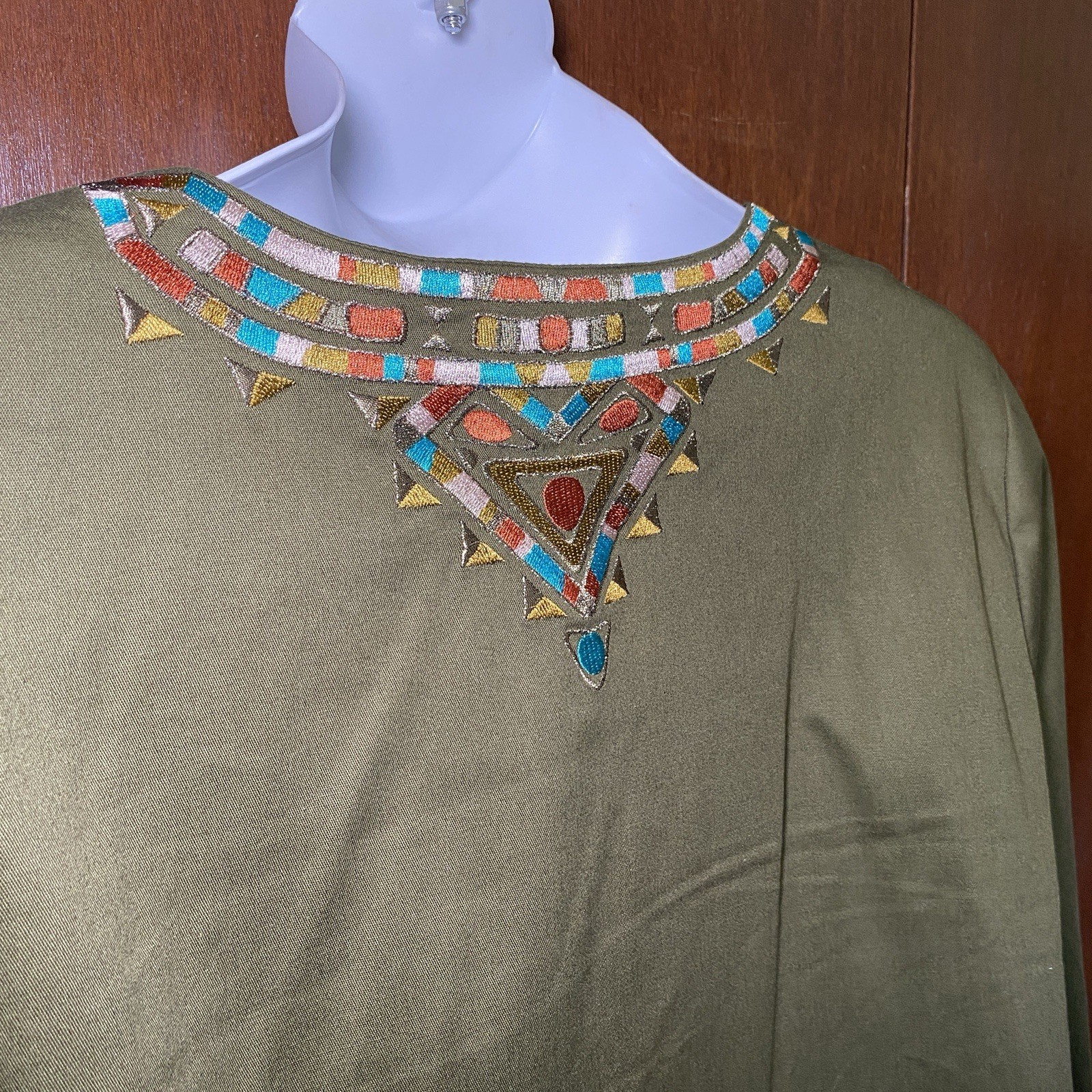 Bob Mackie Wearable Art Embroidered Southwestern Aztec Cotton Green Top 2X