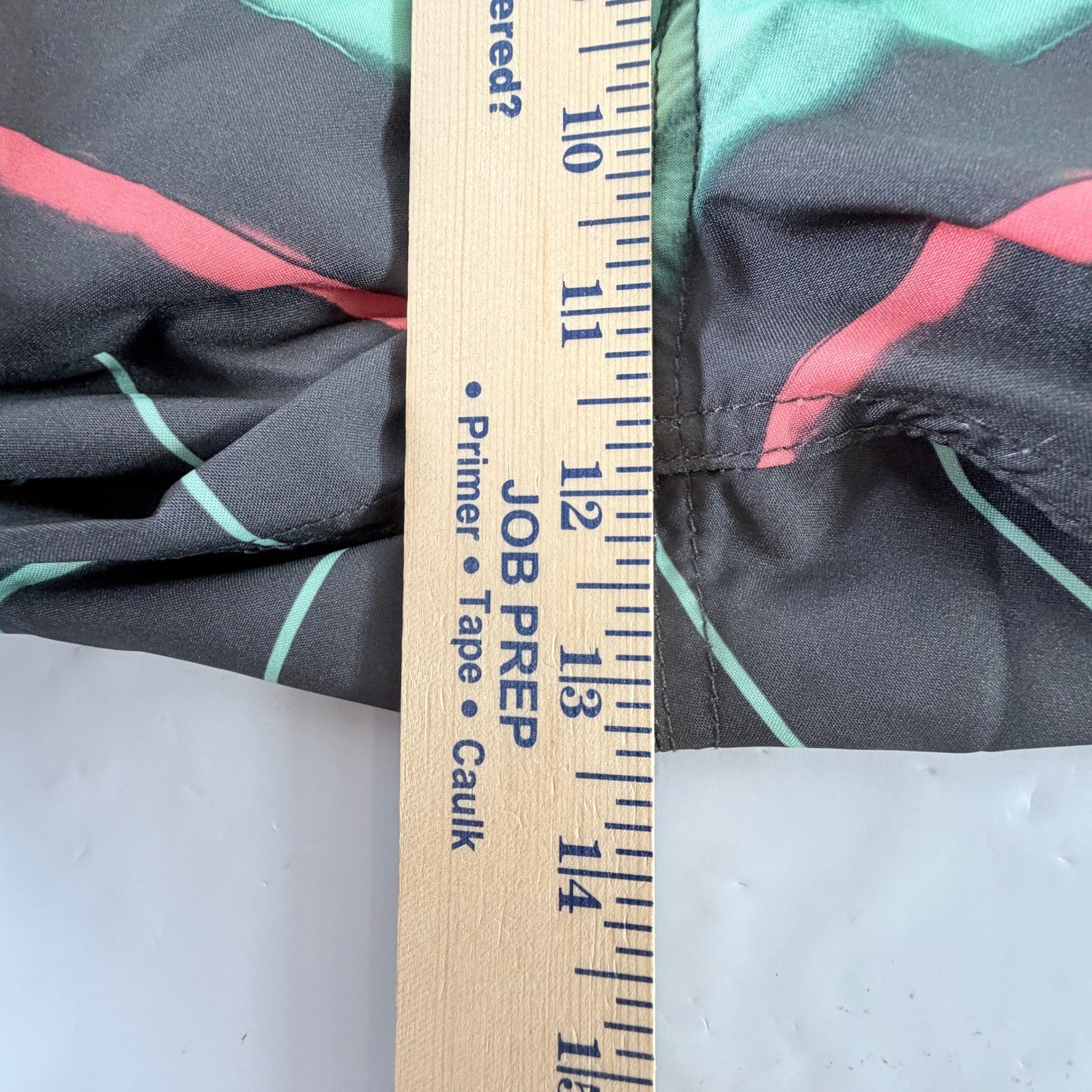 Speedo Eco Men’s Medium Hydro Square Leg Bondi Boardshort Volcanic Ash Swim