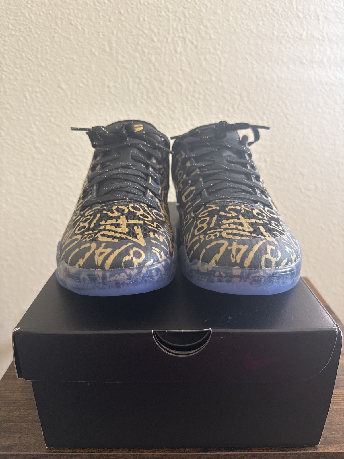 Size 10.5 – Nike Kobe 11 Protro Low Mamba Day